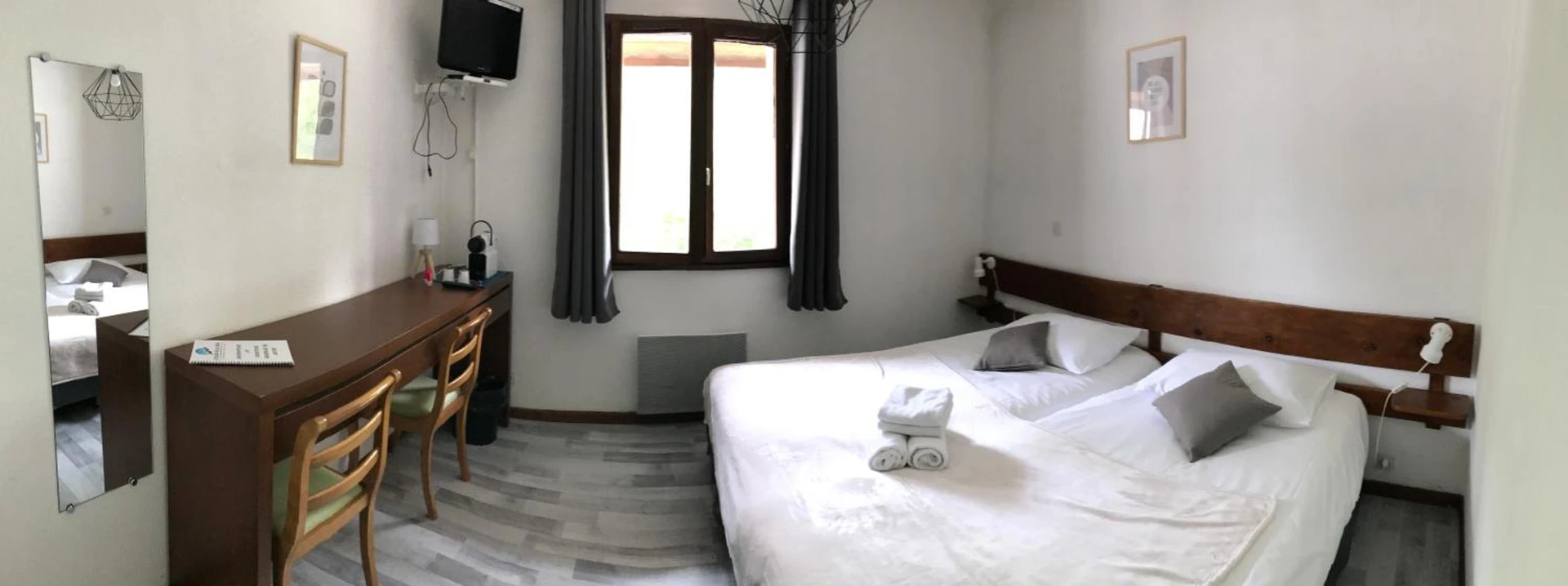 Chambre disponible pour un séminaire d'entreprise à Le Relais de la Forge - Selonnet