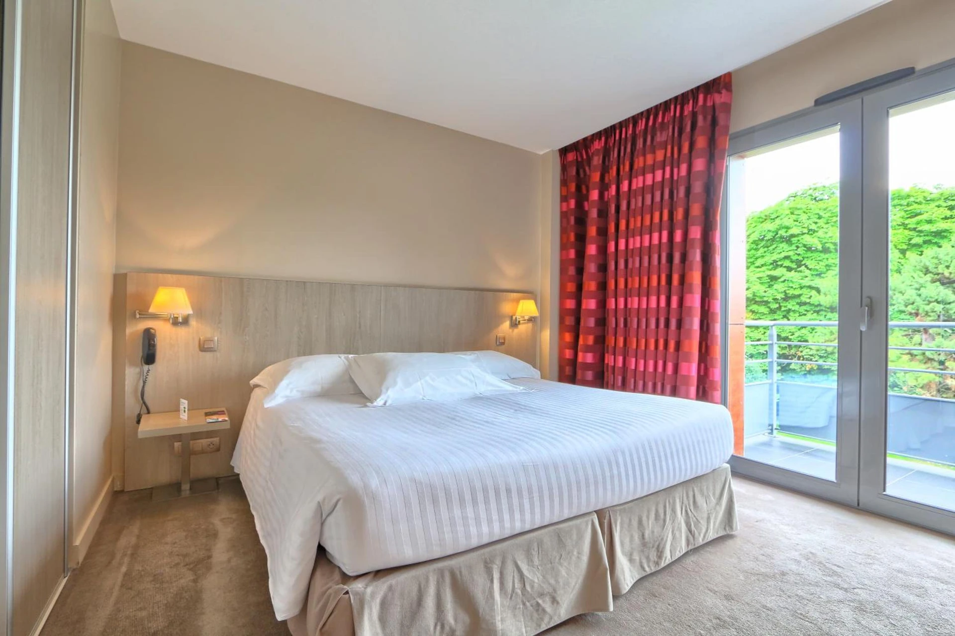 Chambre disponible pour un séminaire d'entreprise à Le Relais de La Malmaison, a member of Radisson Individuals - Rueil-Malmaison