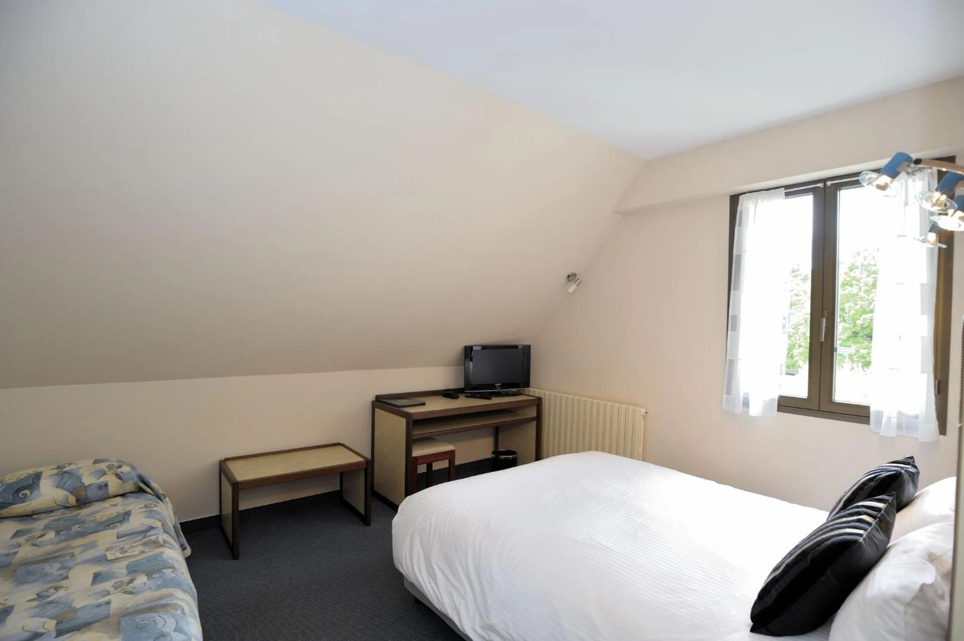 Magnifique chambre pour un séminaire d'entreprise à Le Relais De La Poste - Neuvéglise