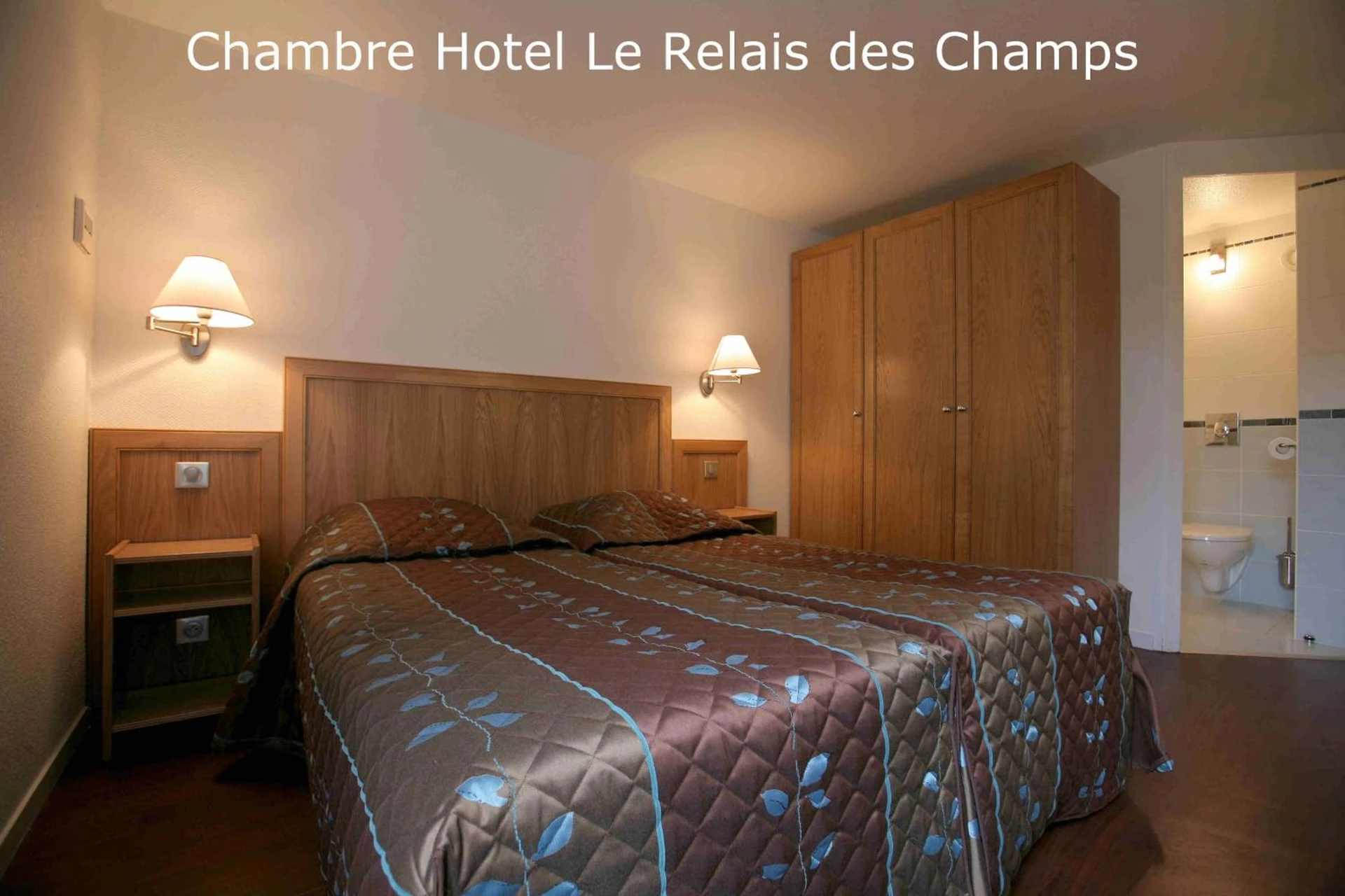 Chambre disponible pour un séminaire d'entreprise à Hotel Le Relais des Champs - Eugénie-les-Bains
