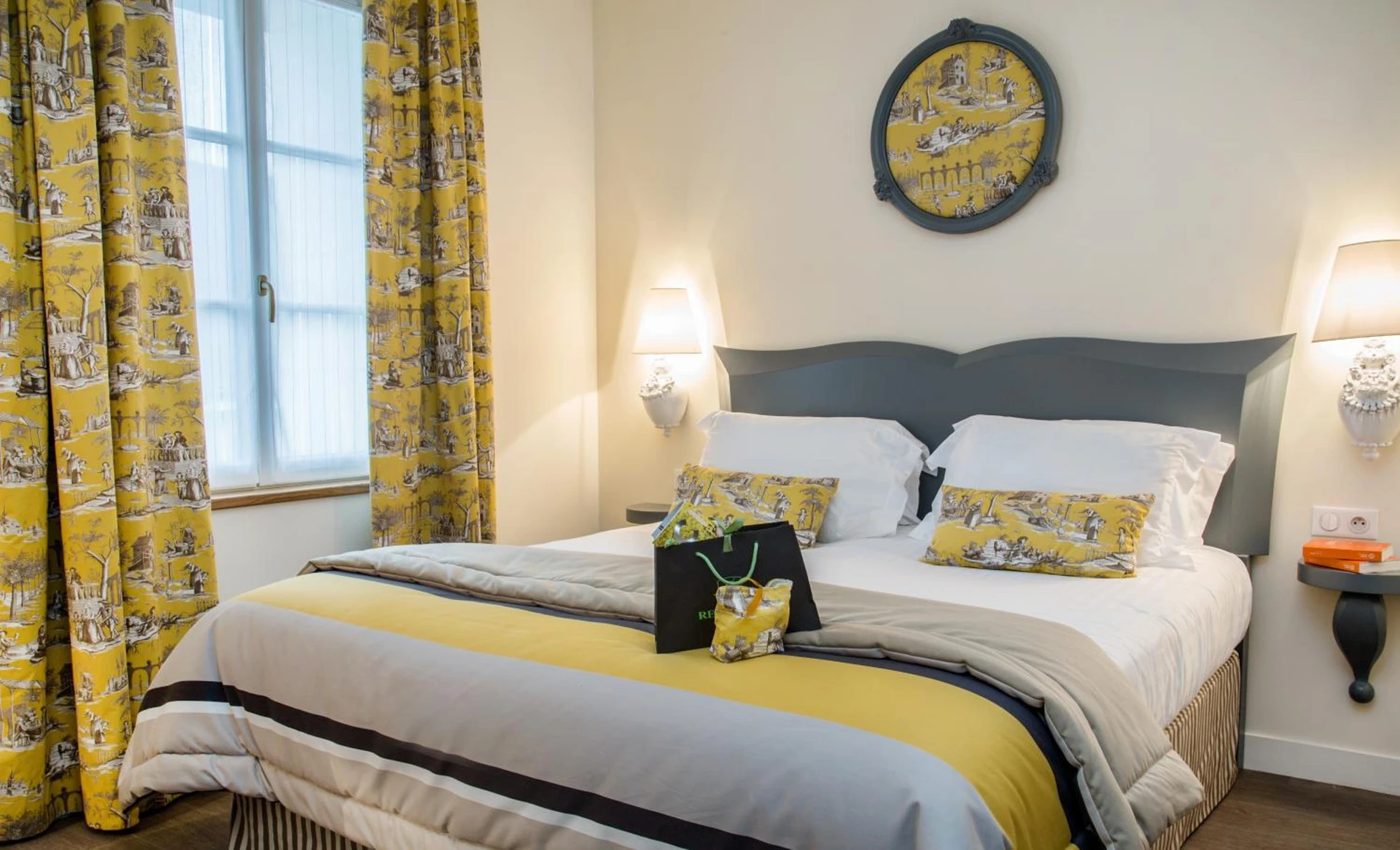 Chambre disponible pour un séminaire d'entreprise à Relais des Trois Châteaux Hôtel-Restaurant - Teritoria - Cour-Cheverny