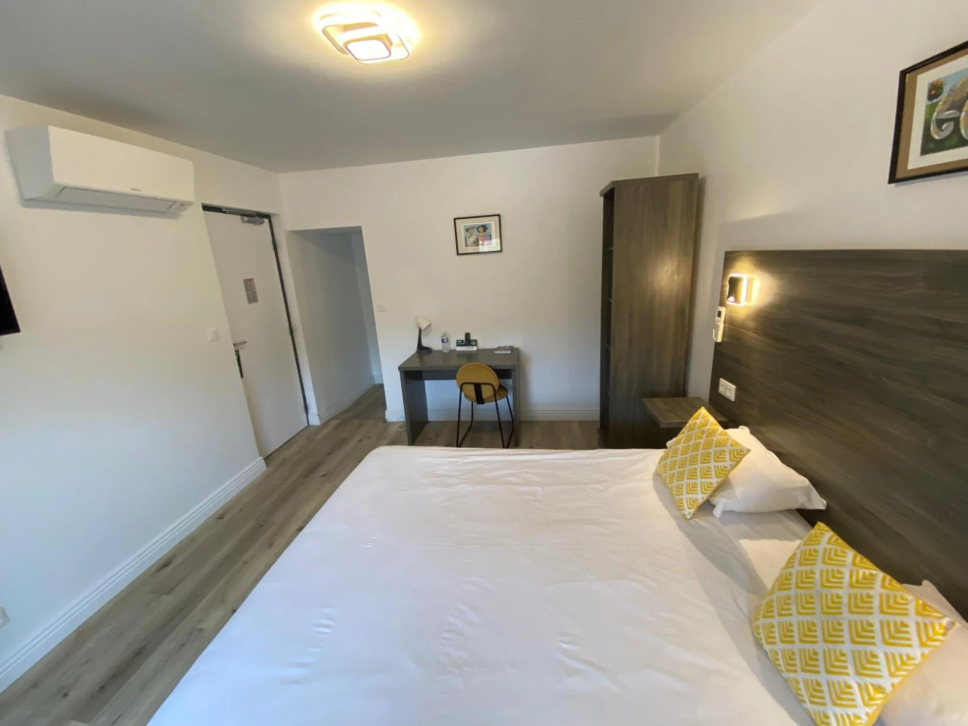 Organiser un séminaire d'entreprise : Relais Du Lac à villegusien-le-lac