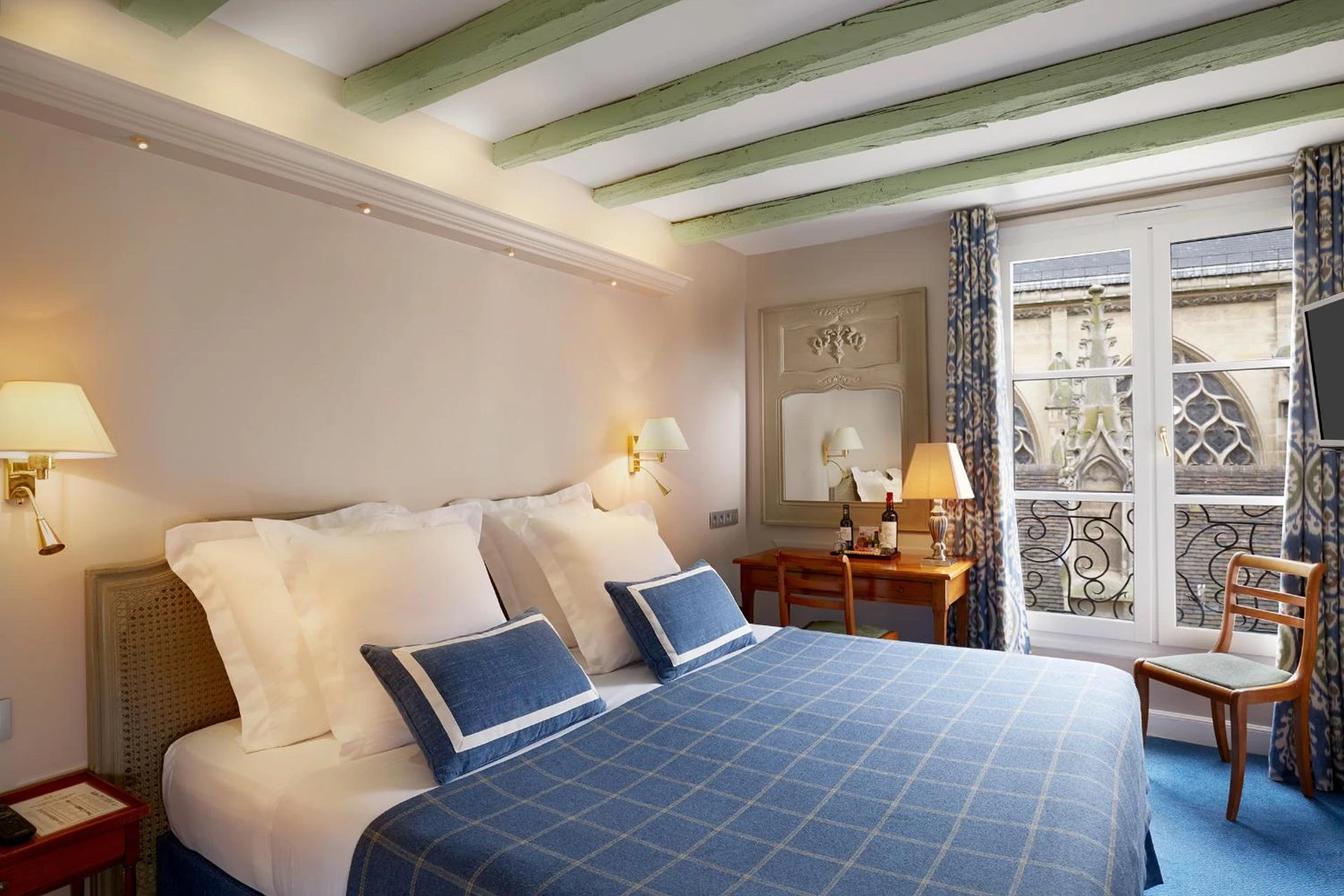Chambre disponible pour un séminaire d'entreprise à Relais Du Louvre - Paris