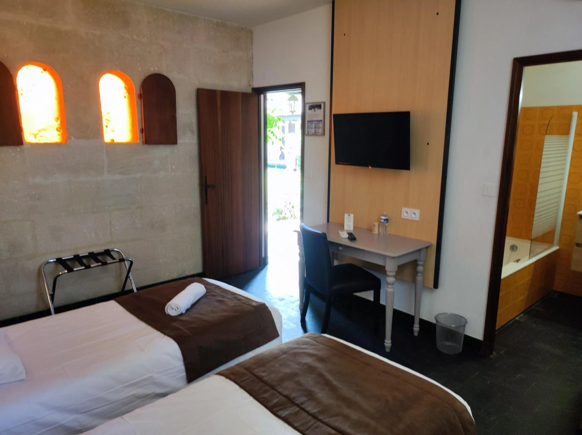 Organiser un séminaire d'entreprise : Hôtel et Appart'Hôtel Le Relais Du Val D'Orbieu à ornaisons
