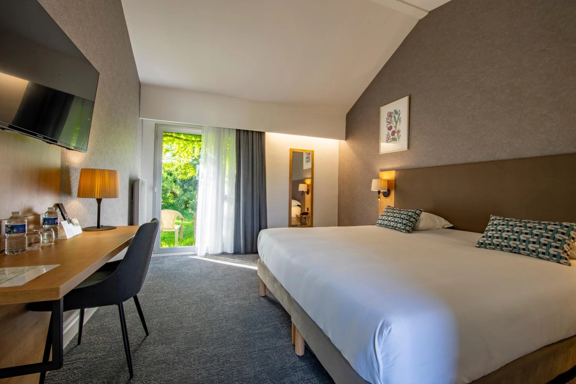 Chambre disponible pour un séminaire d'entreprise à Logis Le Relais Fleuri - Sauvigny-le-Bois