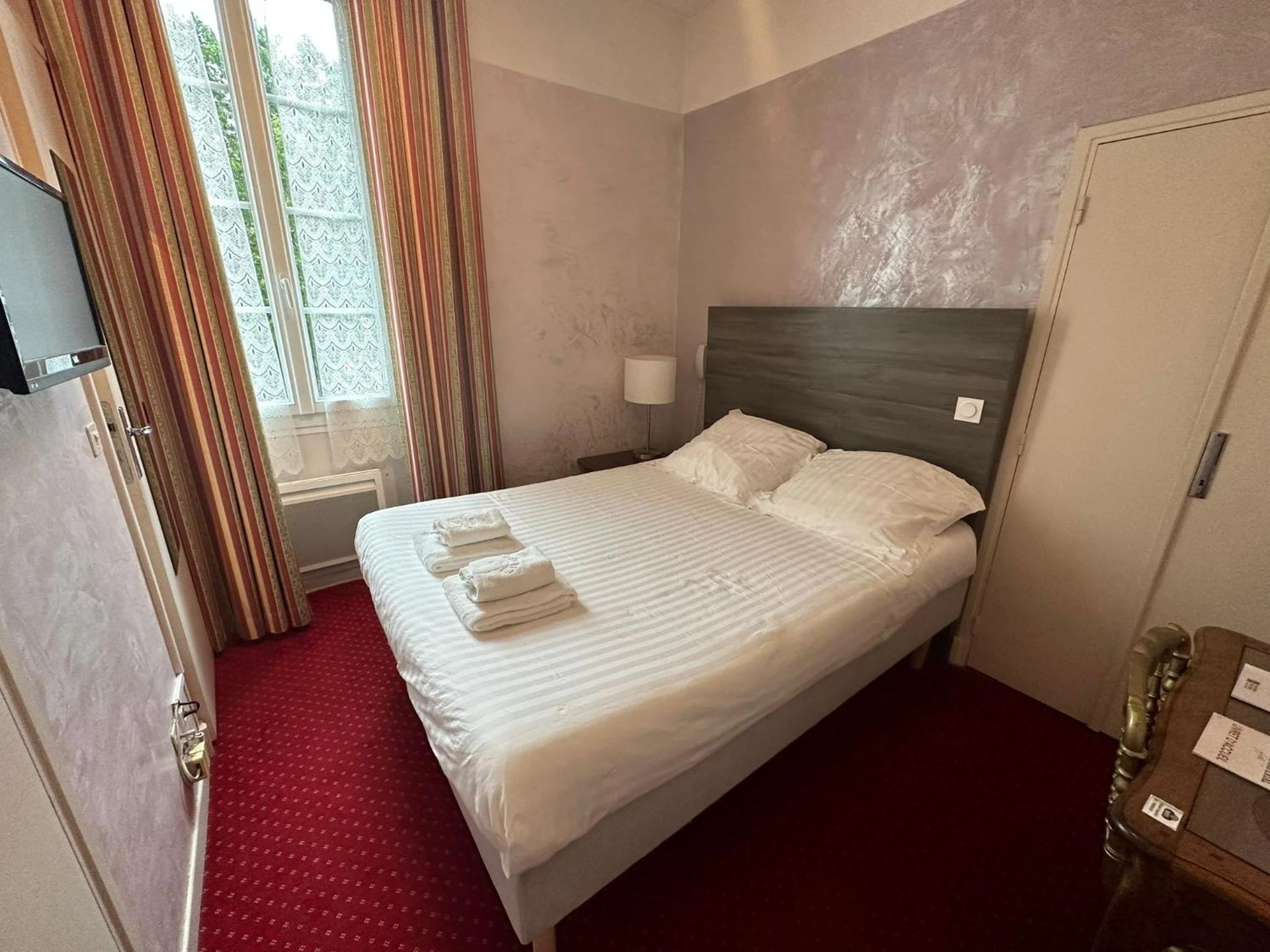 Chambre disponible pour un séminaire d'entreprise à Logis Le Relais Imperial - Saint-Vallier-de-Thiey