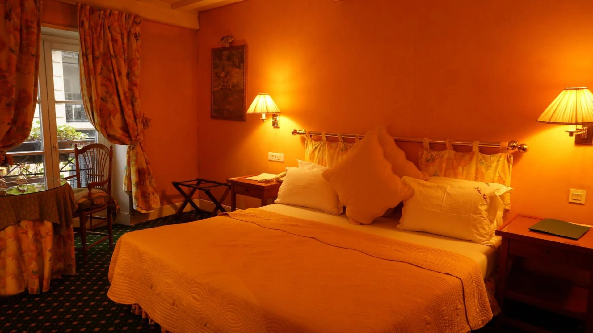 Chambre disponible pour un séminaire d'entreprise à Le Relais Médicis - Paris