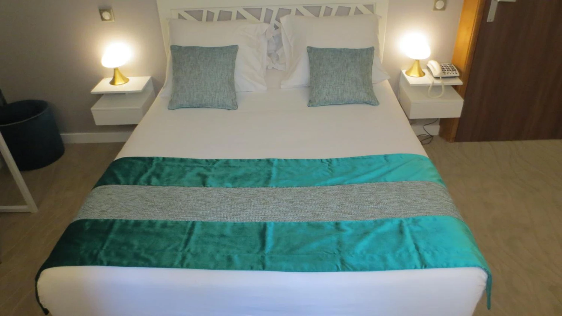 Chambre disponible pour un séminaire d'entreprise à Hotel Le Relais Saint-Jacques - Saint-Jean-de-Luz