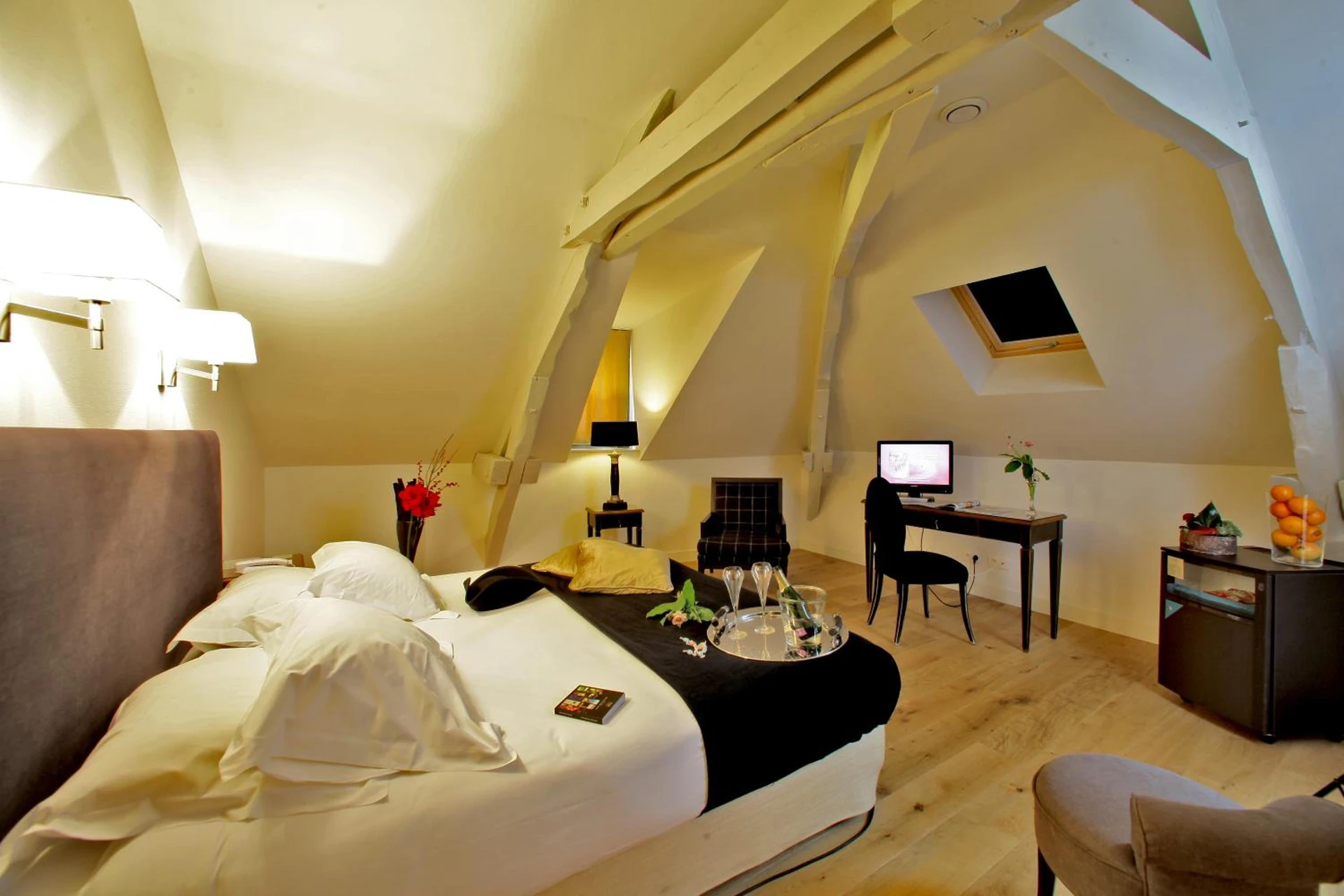 Chambre disponible pour un séminaire d'entreprise à Hotel Le Renoir - Sarlat-la-Canéda