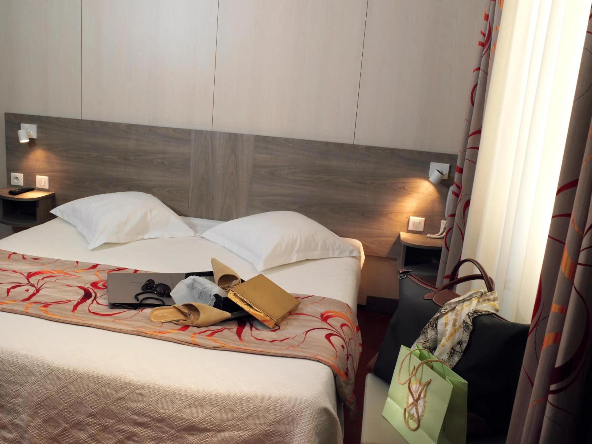Chambre disponible pour un séminaire d'entreprise à Hotel Le Revest - Sainte-Maxime