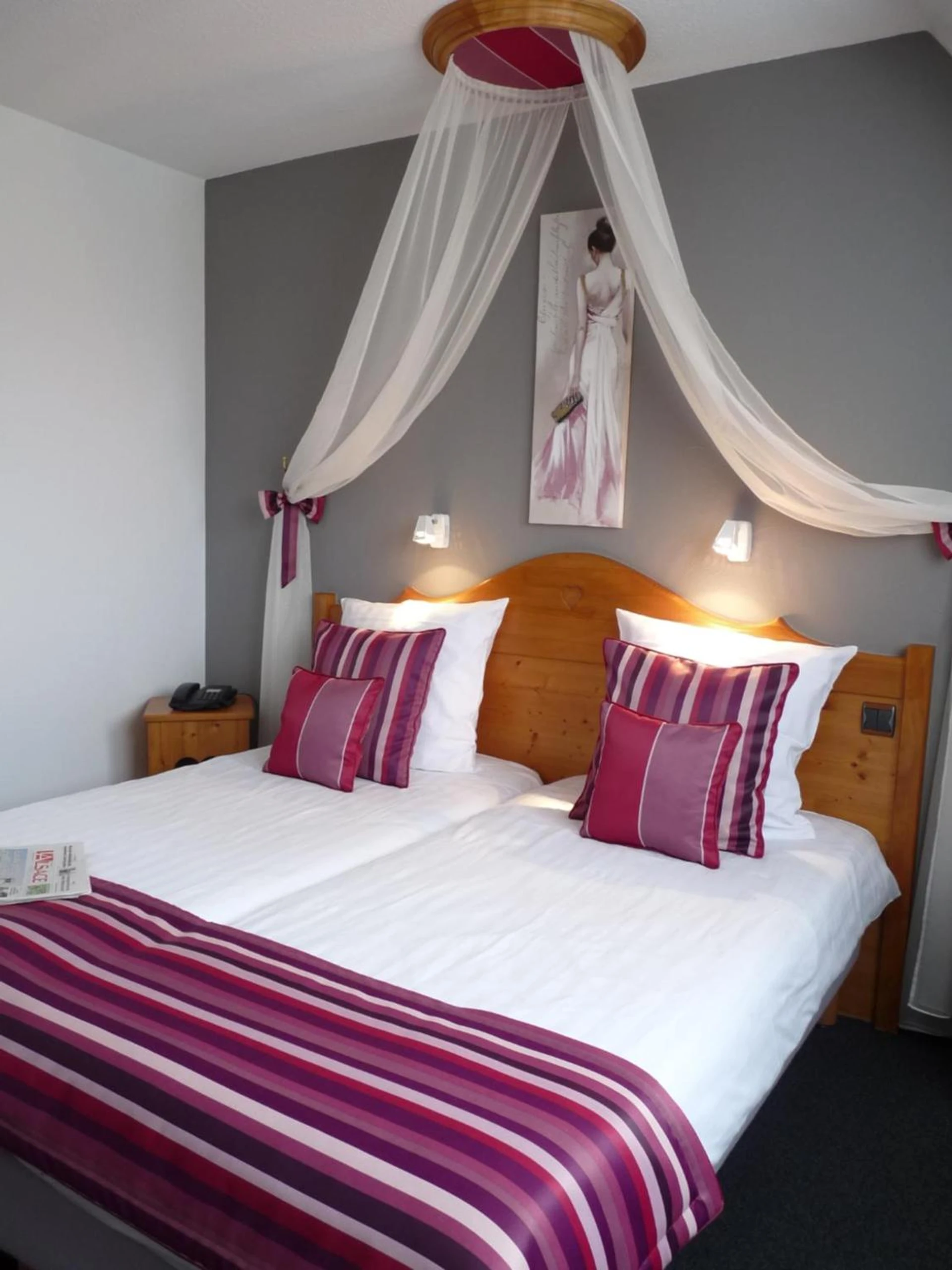 Magnifique chambre pour un séminaire d'entreprise à Hôtel Le Riquewihr - Riquewihr