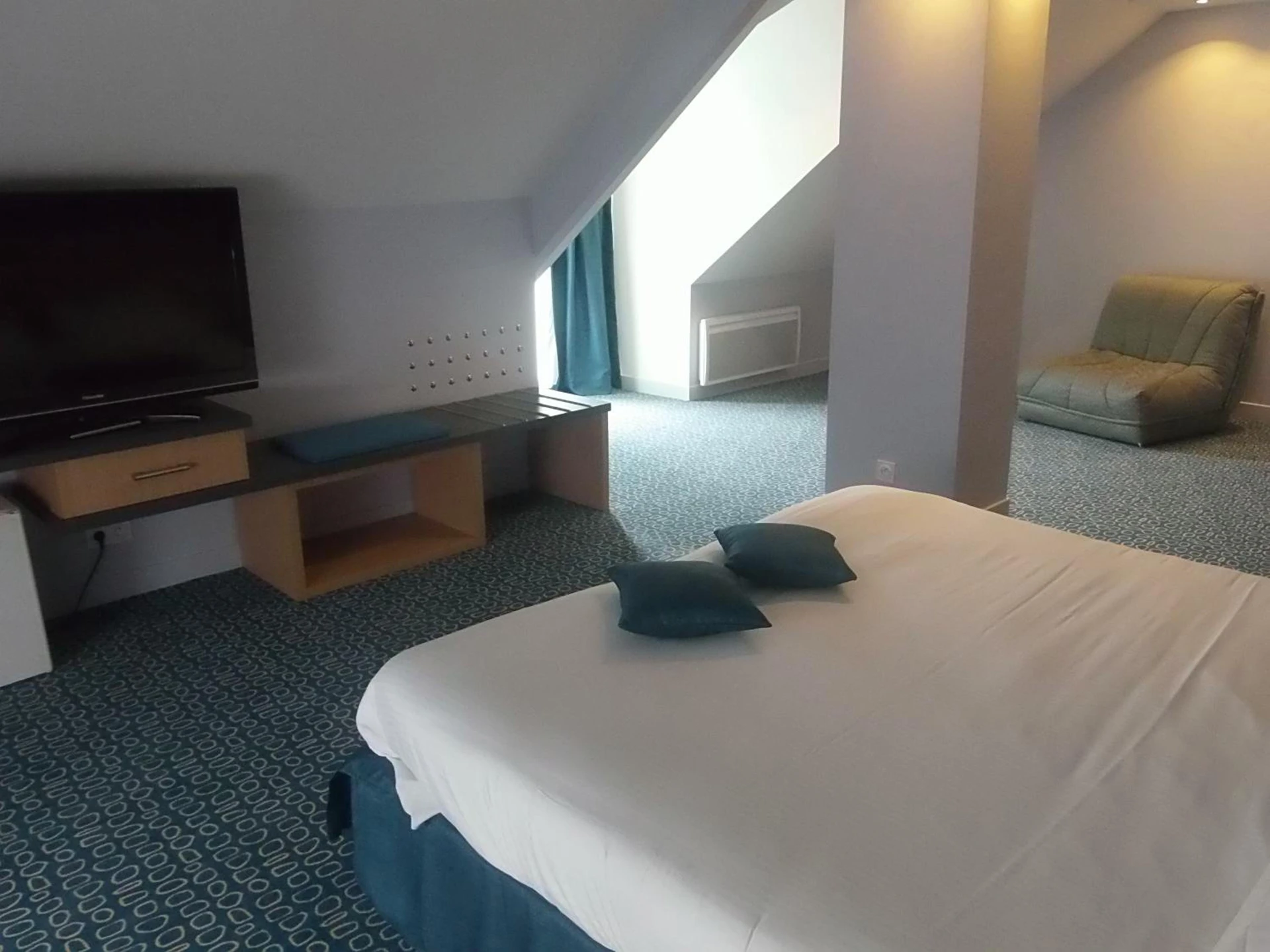 Organiser un séminaire d'entreprise : Hôtel Restaurant Le Rive Gauche à joigny