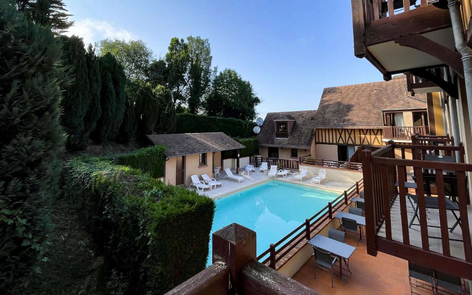 Organiser un séminaire d'entreprise : Hôtel Le Romantica à pennedepie