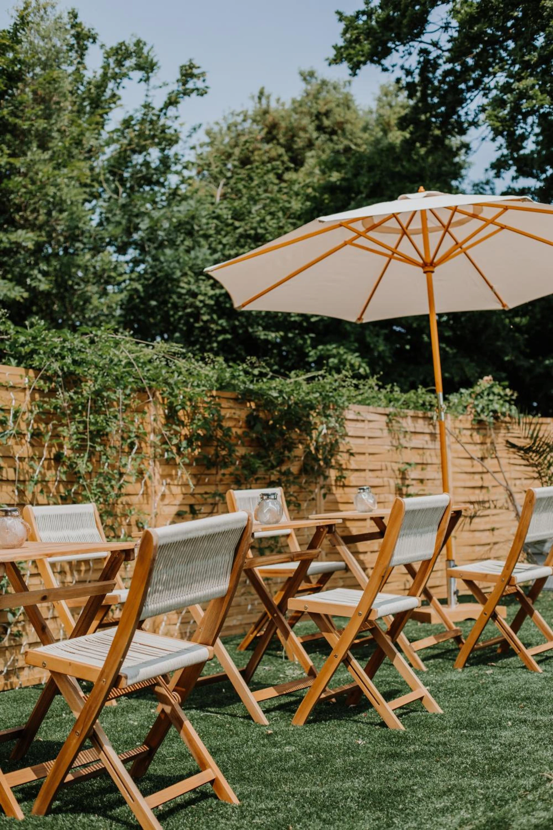 Organiser un séminaire d'entreprise : Hôtel Le Romantica à pennedepie