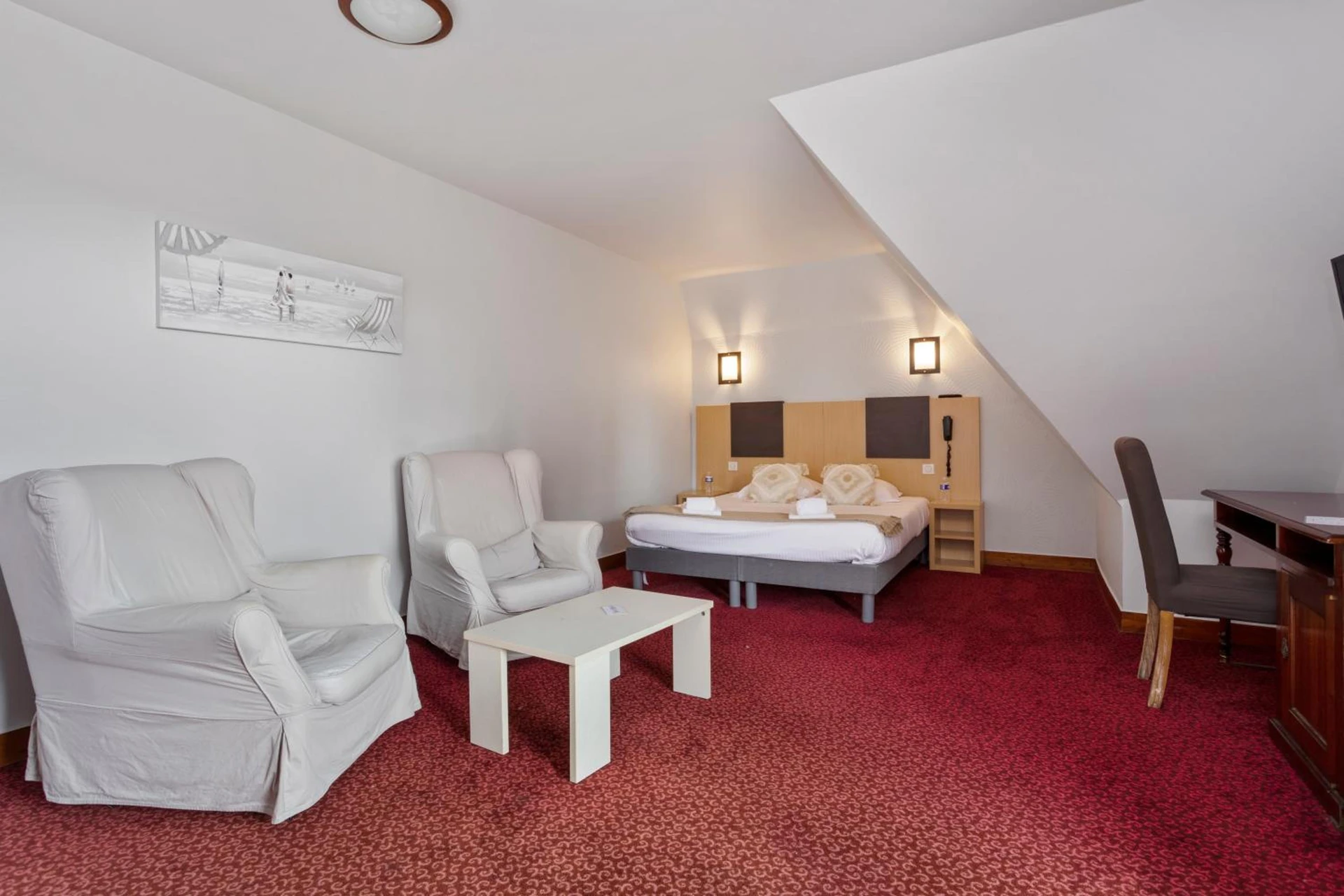 Magnifique chambre pour un séminaire d'entreprise à Hôtel Le Romantica - Pennedepie