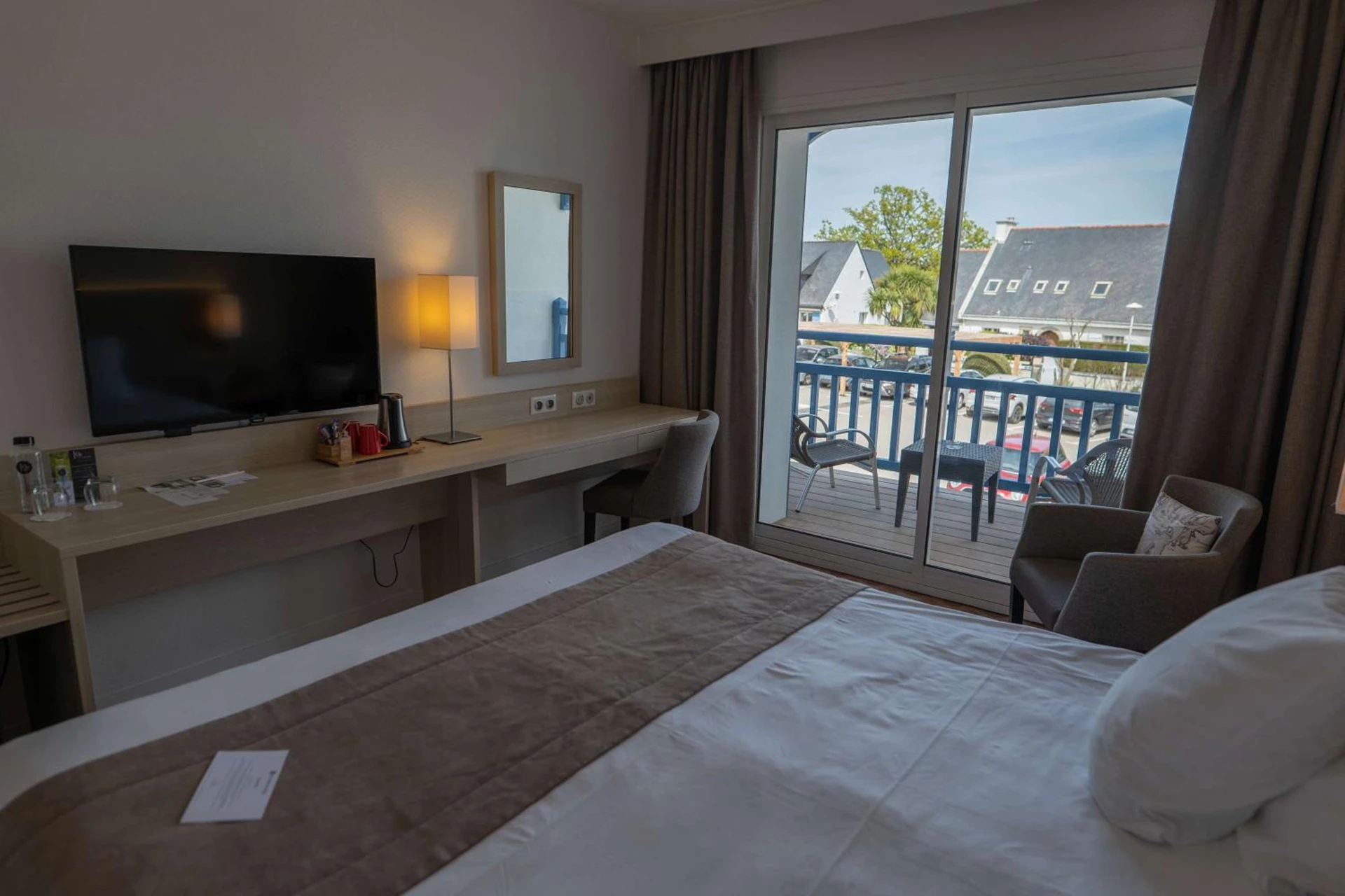 Chambre disponible pour un séminaire d'entreprise à Best Western Plus Le Roof Vannes Bord de Mer - Vannes