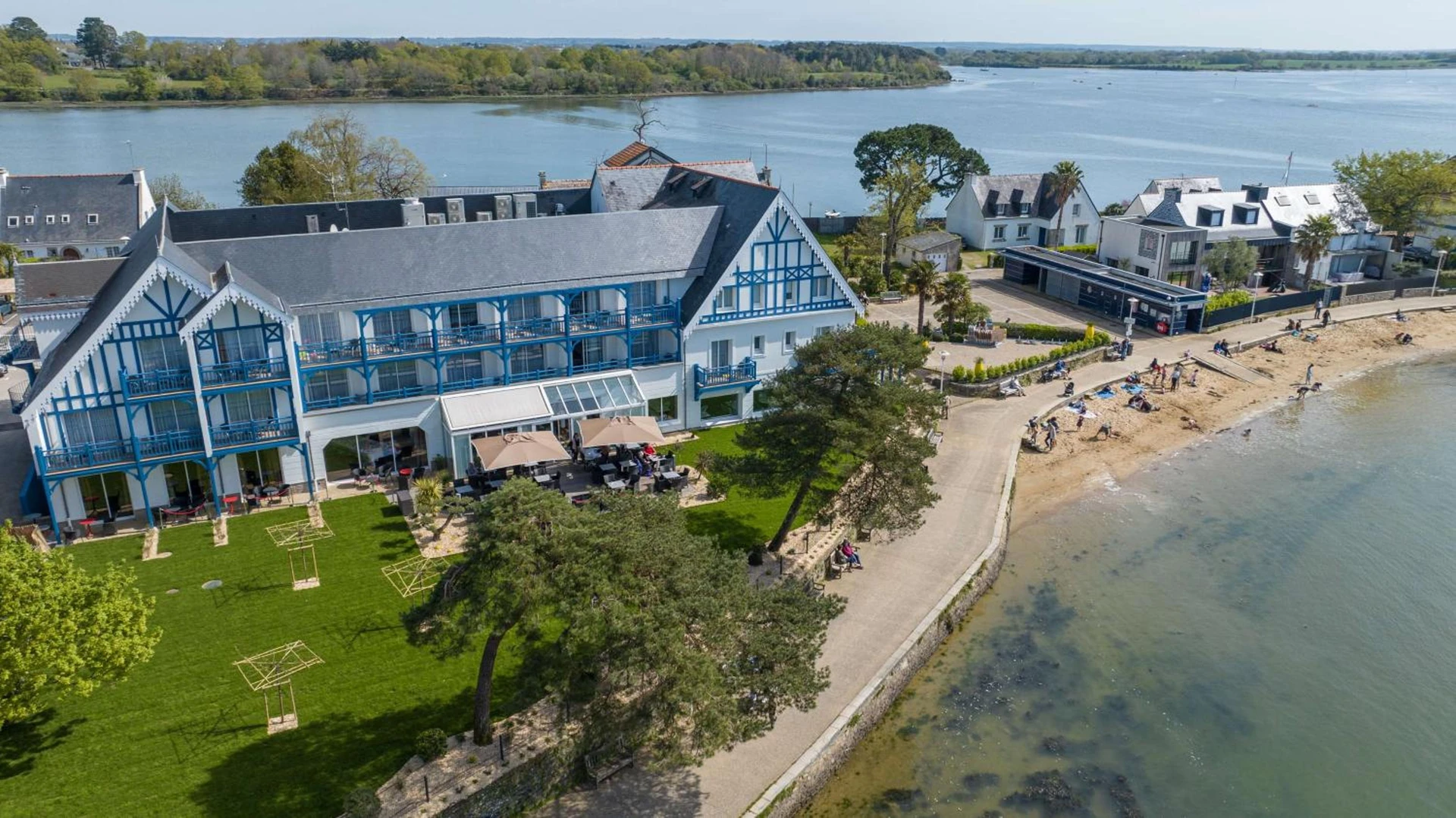Magnifique chambre pour un séminaire d'entreprise à Best Western Plus Le Roof Vannes Bord de Mer - Vannes