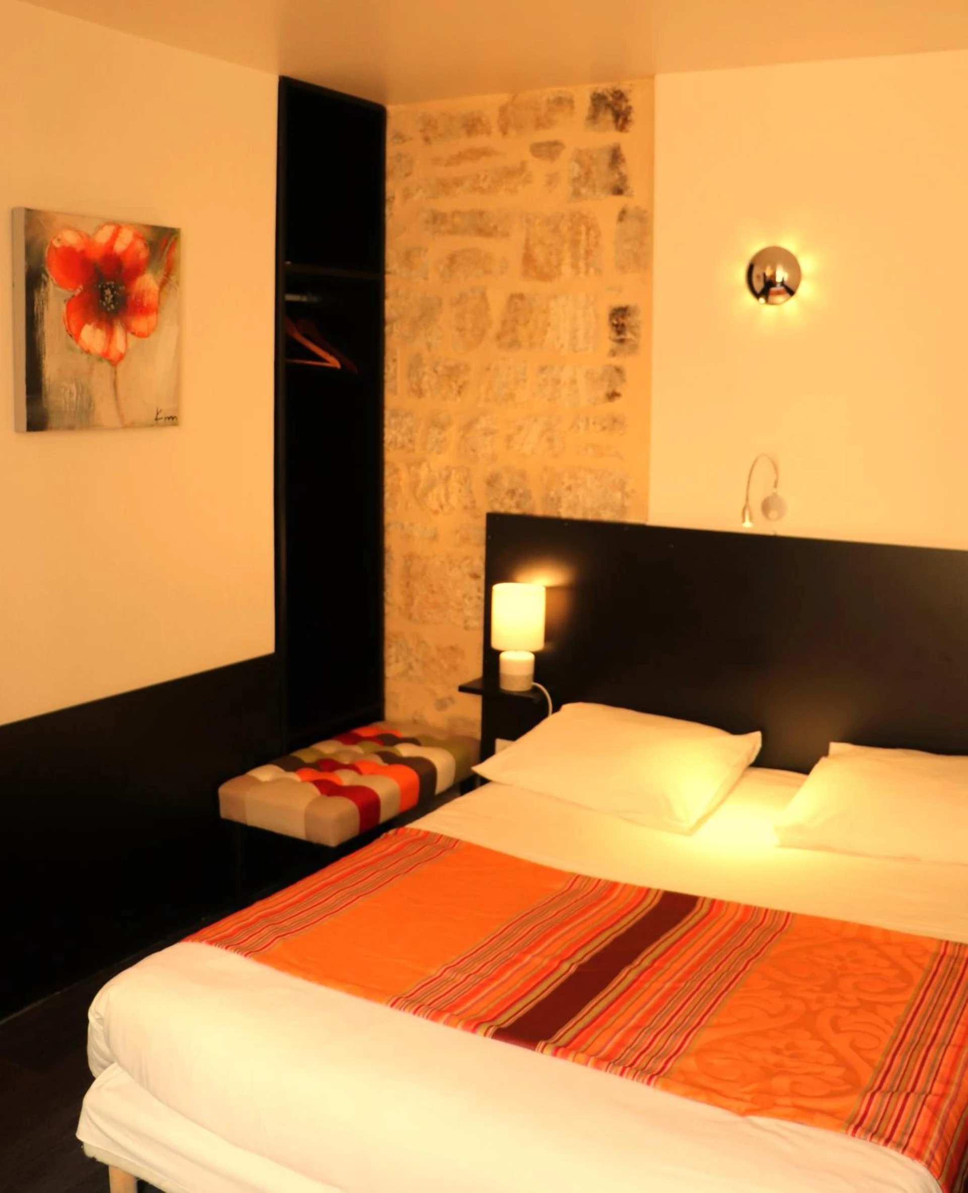 Organiser un séminaire d'entreprise : Hôtel Restaurant LE SAINT AUGUSTIN à saint-amour