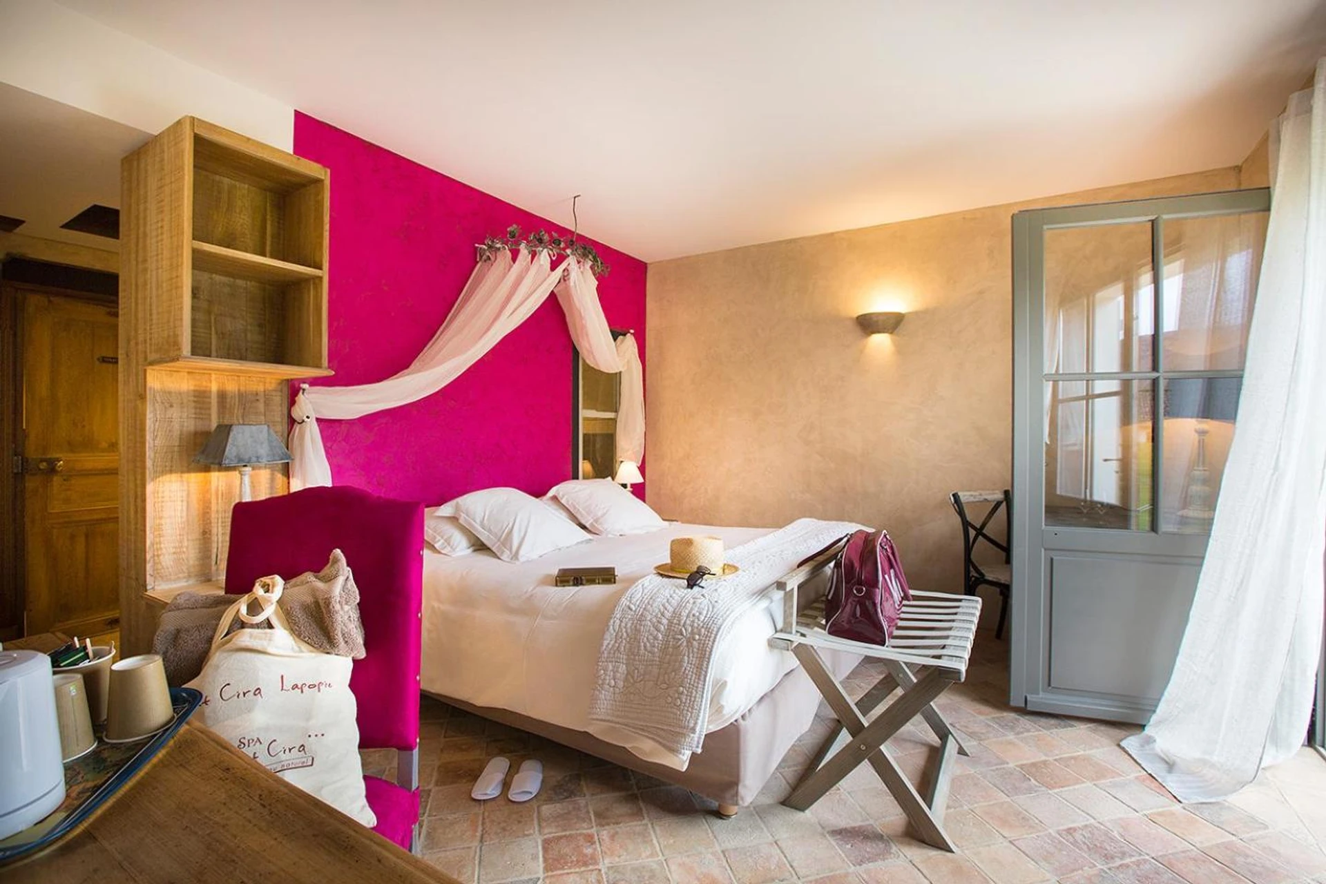 Chambre disponible pour un séminaire d'entreprise à Hôtel-Spa Le Saint Cirq - Tour-de-Faure