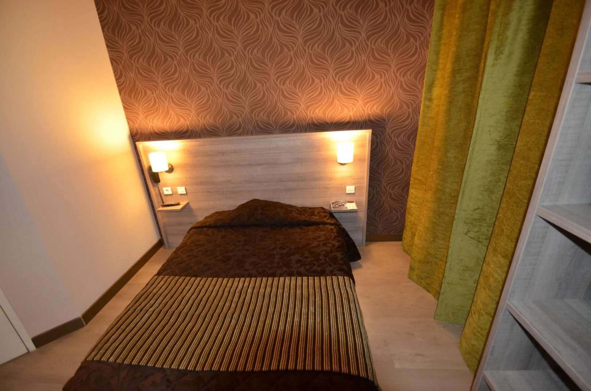 Magnifique chambre pour un séminaire d'entreprise à Logis Hôtel Le Saint Georges - Vivonne