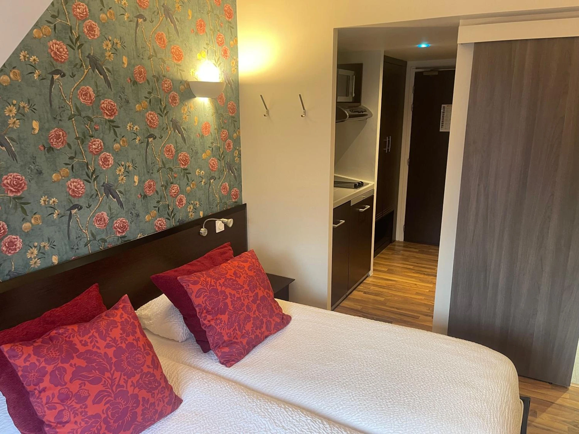 Chambre disponible pour un séminaire d'entreprise à Logis Hôtels Le Saint Georges - Vendôme