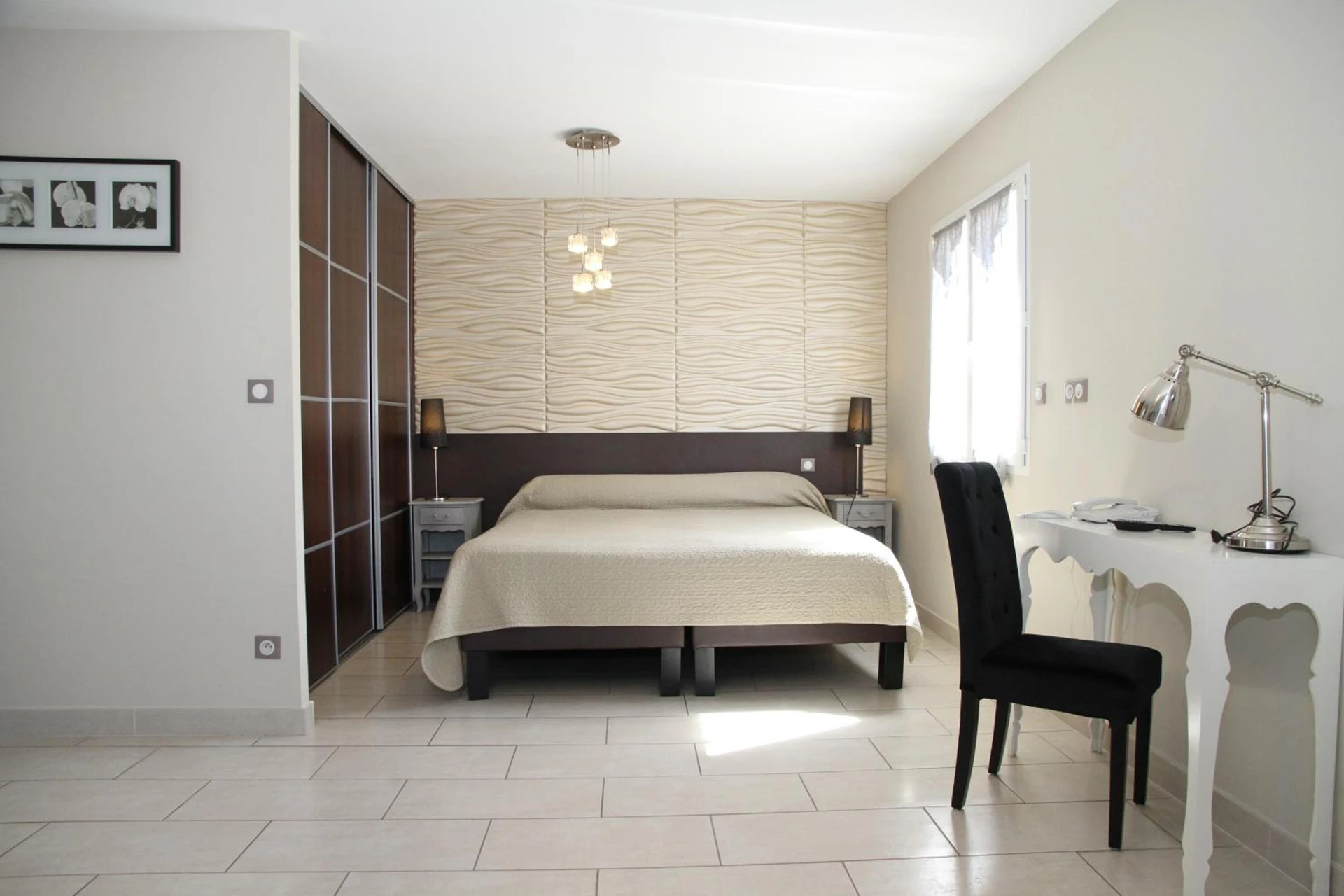 Chambre disponible pour un séminaire d'entreprise à Hotel Saint Germain - Pézenas