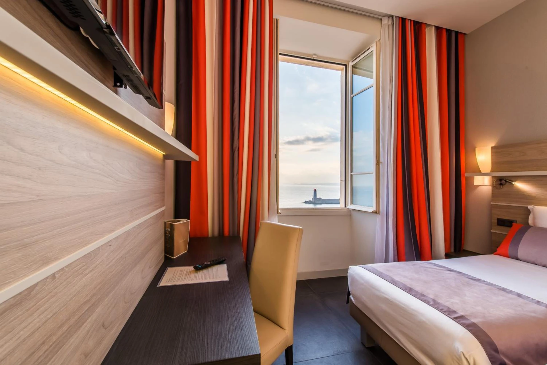 Chambre disponible pour un séminaire d'entreprise à Hotel Le Saint Paul - Nice