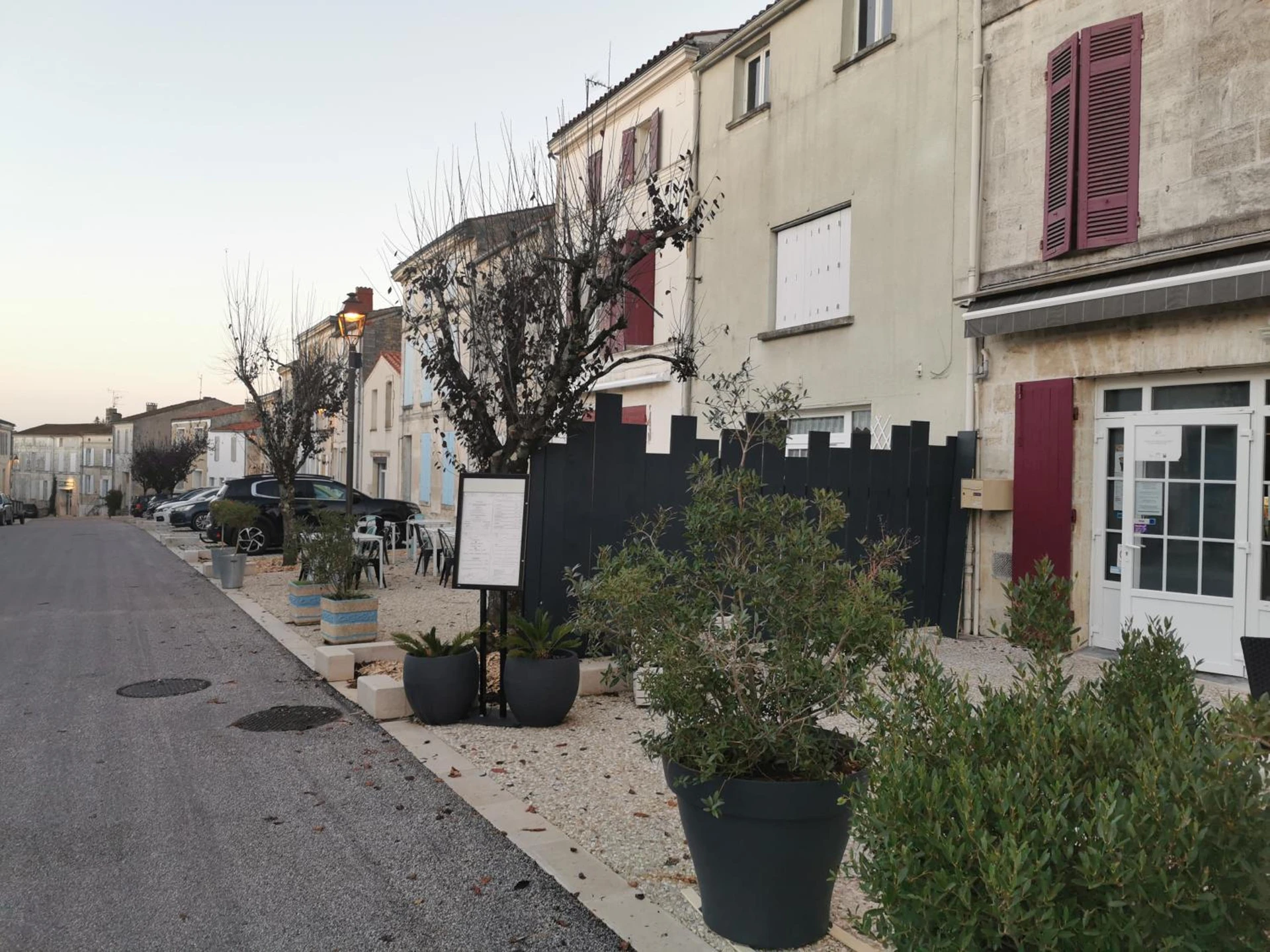 Organiser un séminaire d'entreprise : Logis Hôtel & Restaurant Le Saint Savinien à saint-savinien