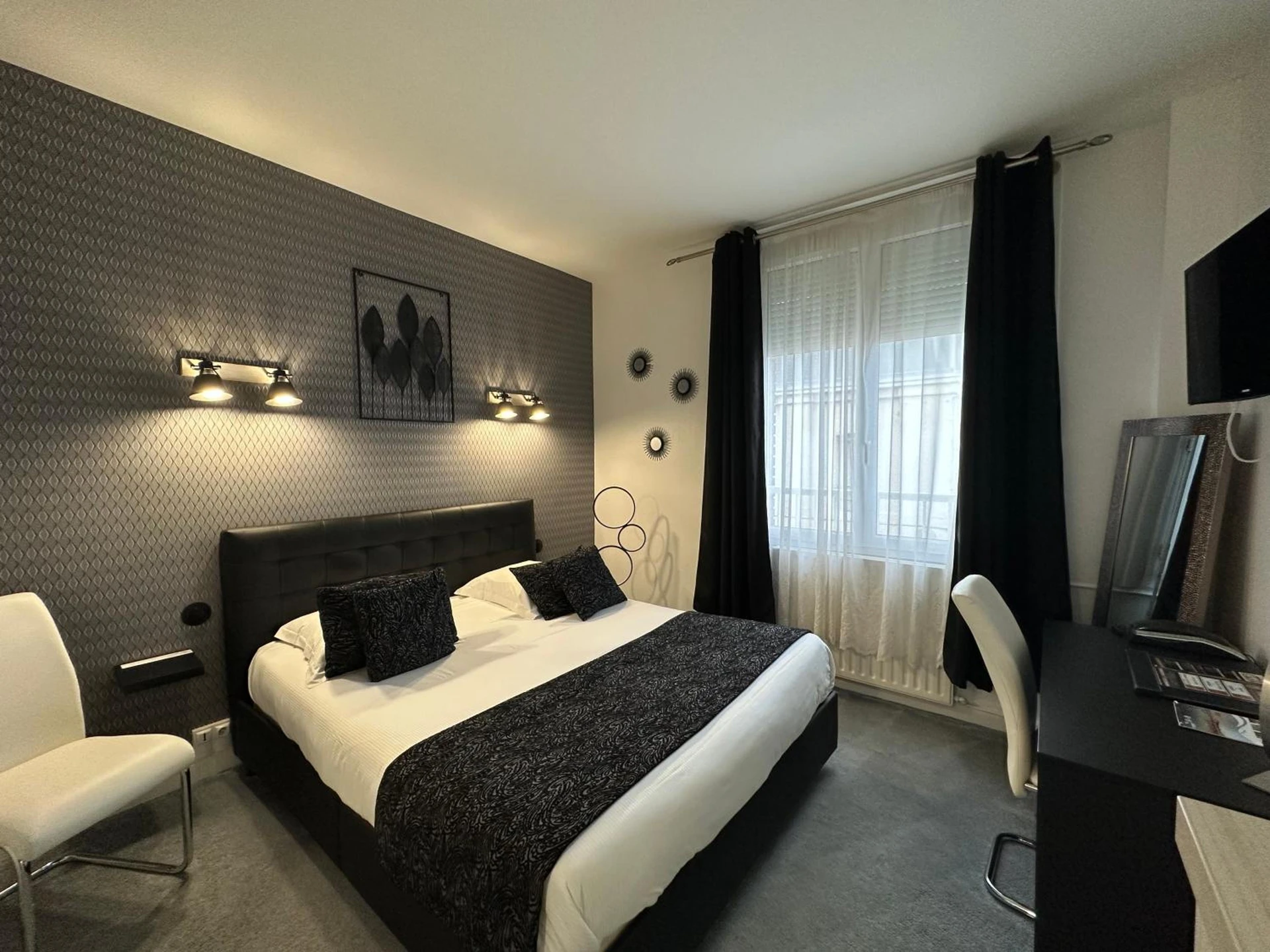 Chambre disponible pour un séminaire d'entreprise à Hotel Le Saint-Yves - Le Tréport