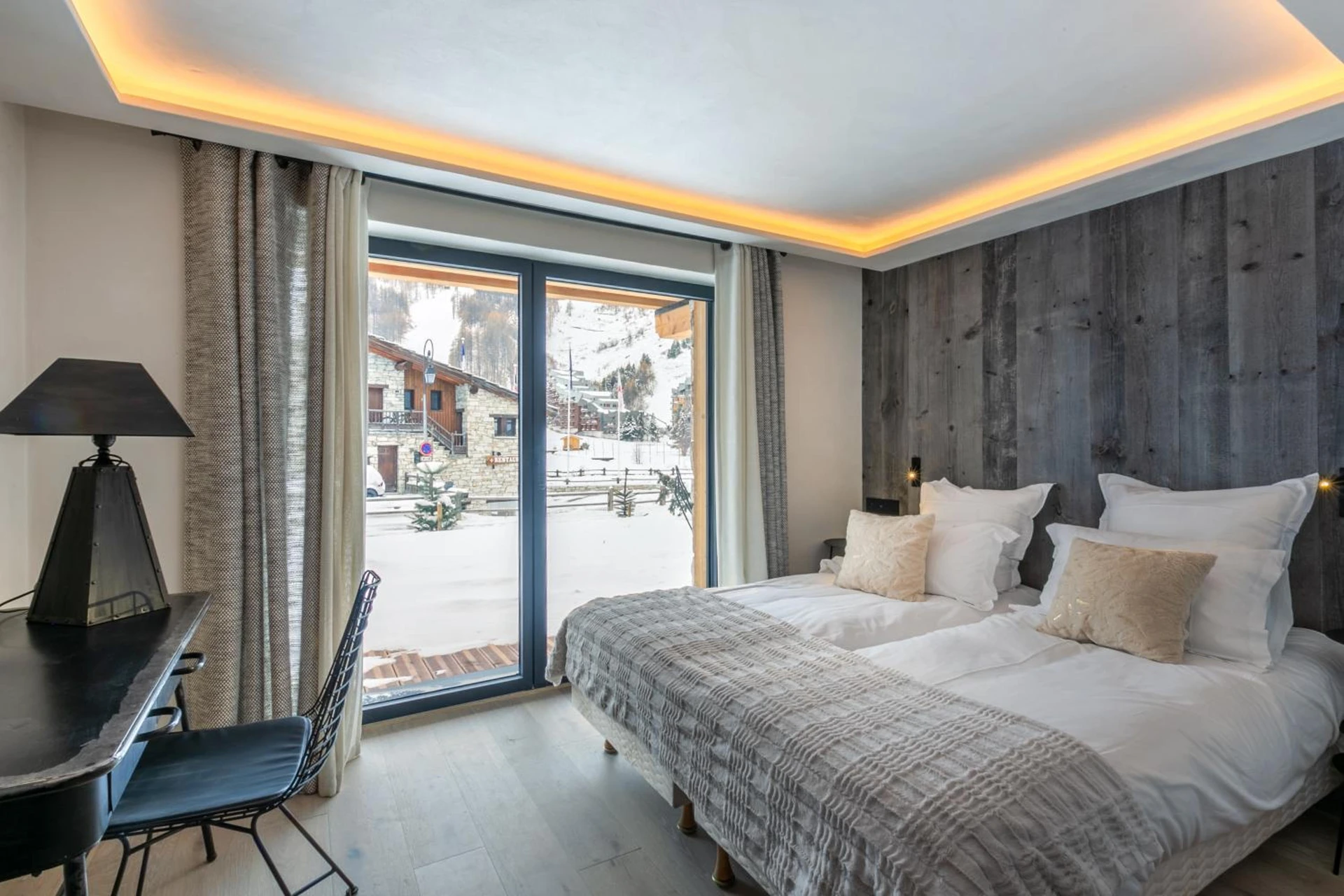 Chambre disponible pour un séminaire d'entreprise à Maisons de montagne Le Samovar - Val dʼIsère