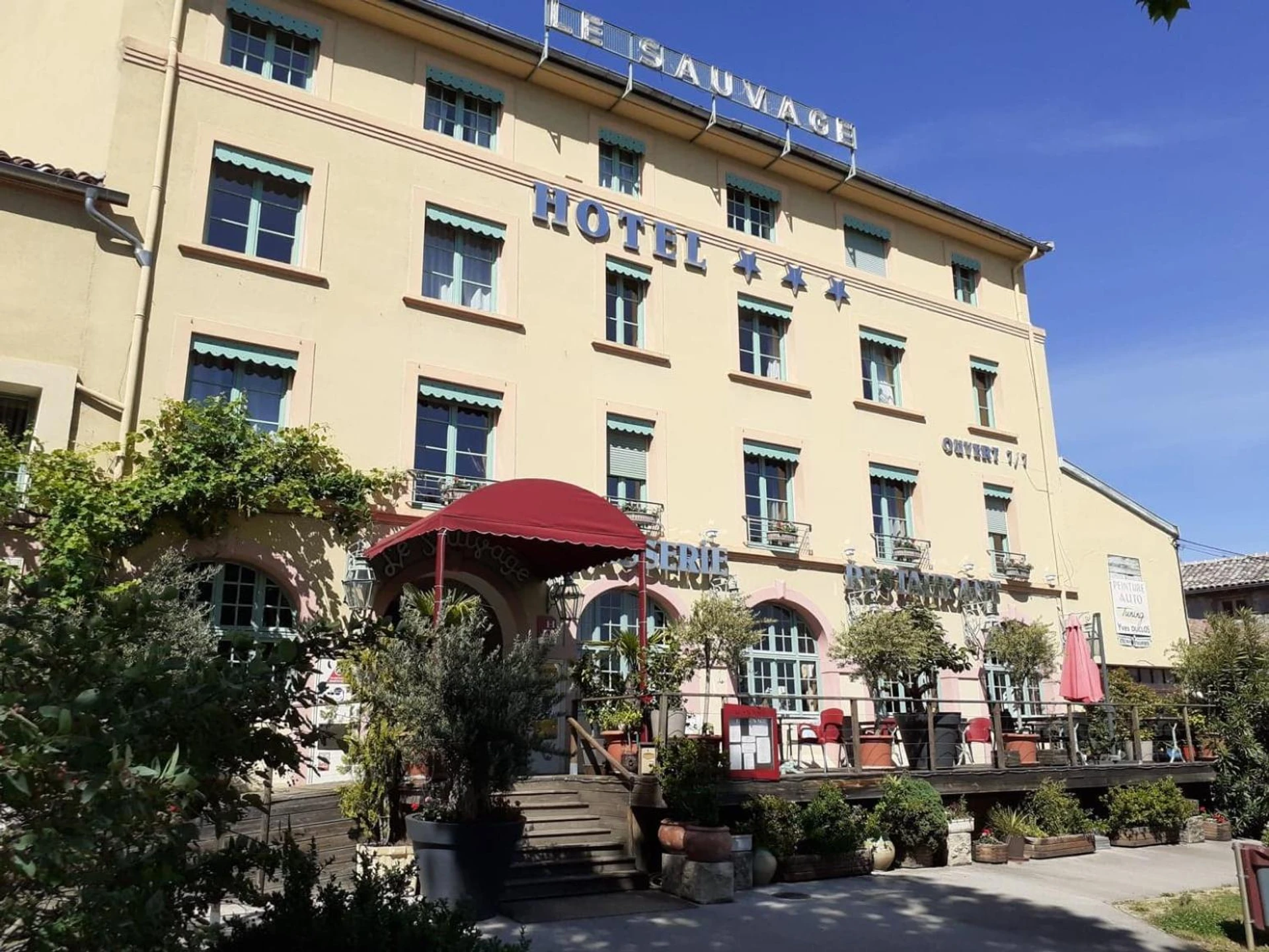 Organiser un séminaire d'entreprise : Hôtel Le Sauvage à tournus