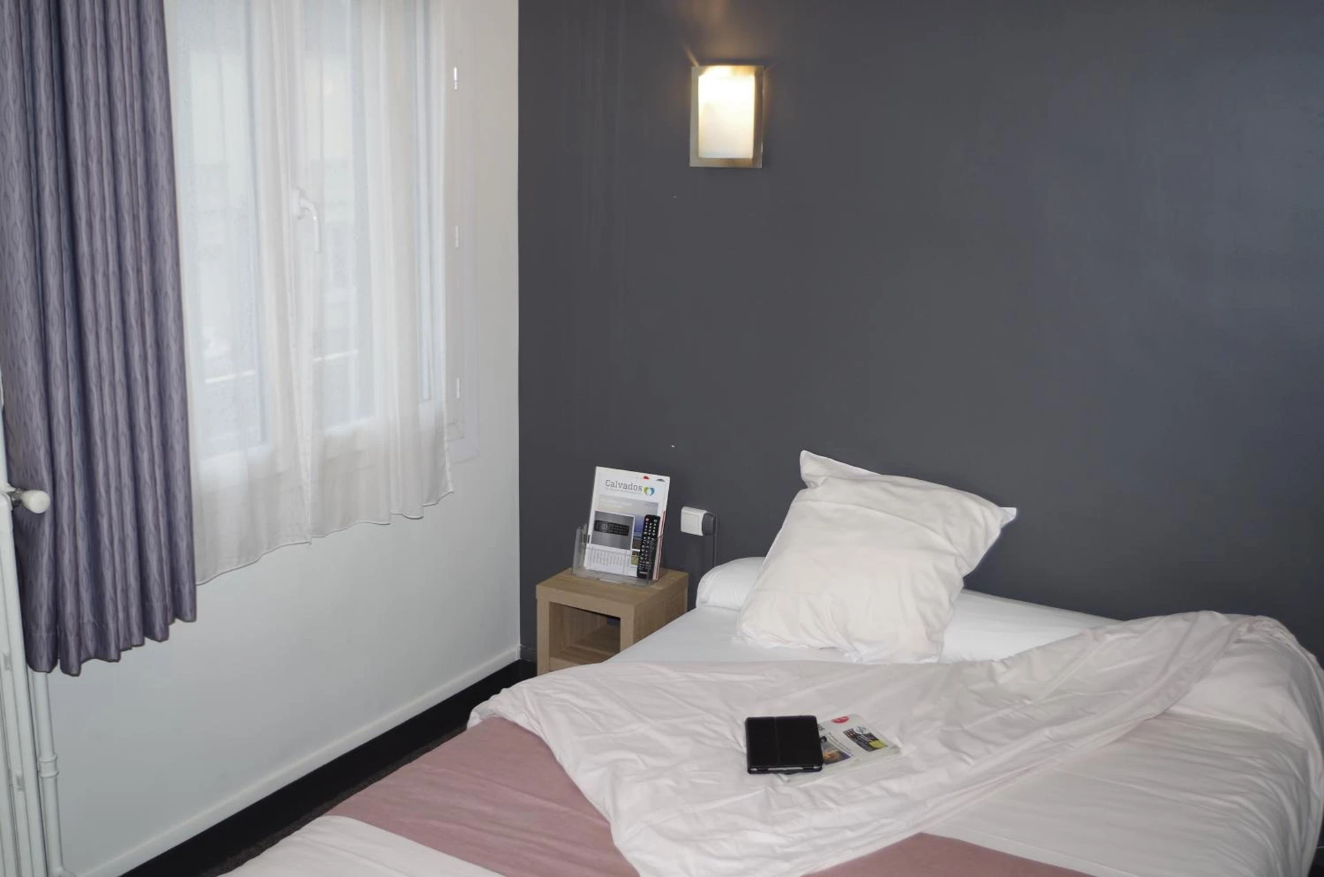 Chambre à The Originals City, Hôtel Le Savoy, Caen - Organiser un séminaire d'entreprise à Caen