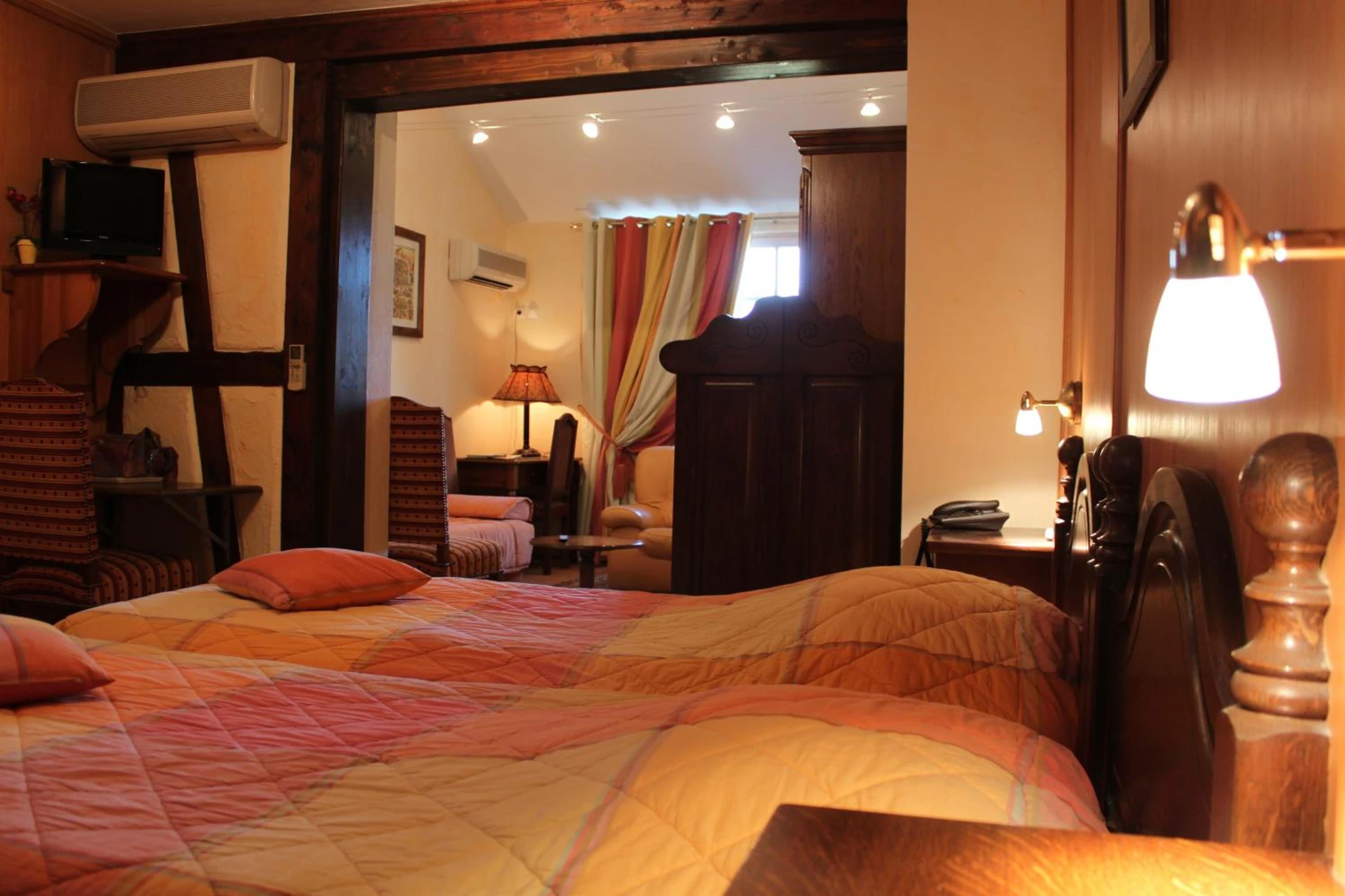 Magnifique chambre pour un séminaire d'entreprise à Hôtel Restaurant Le Schlossberg - Zellenberg