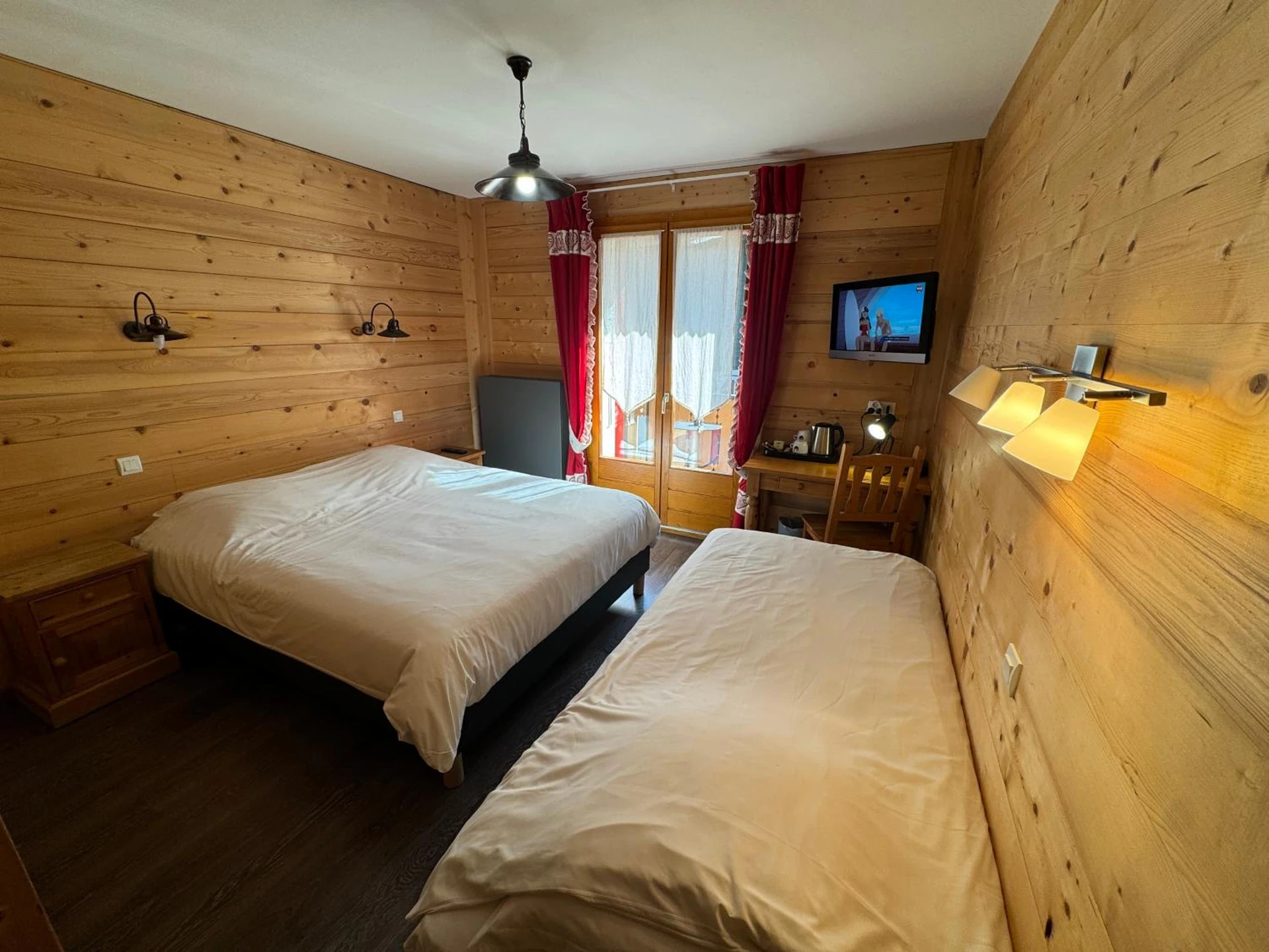 Chambre disponible pour un séminaire d'entreprise à Le Schuss - Châtel