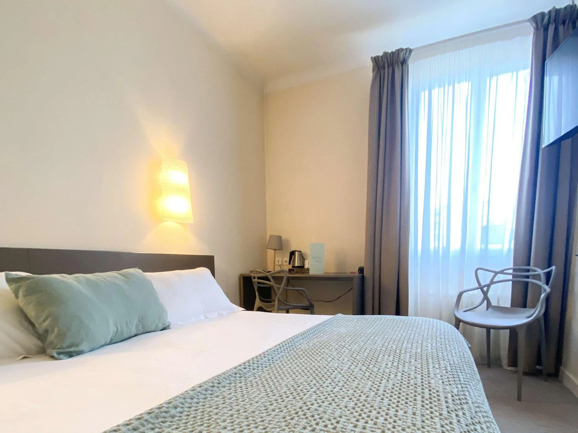 Magnifique chambre pour un séminaire d'entreprise à Hotel Le Sevigne - Sure Hotel Collection by Best Western - Rennes