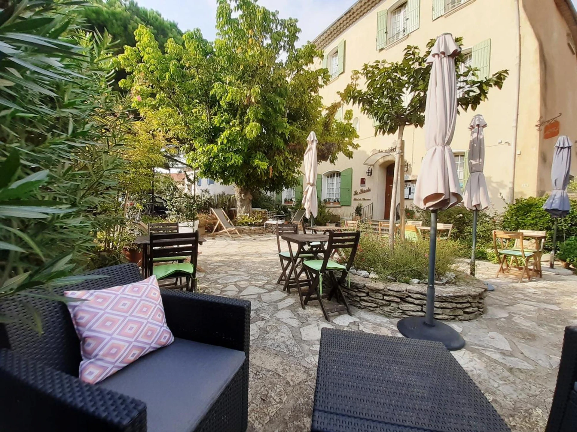 Organiser un séminaire d'entreprise : Hôtel Le Siècle à mazan