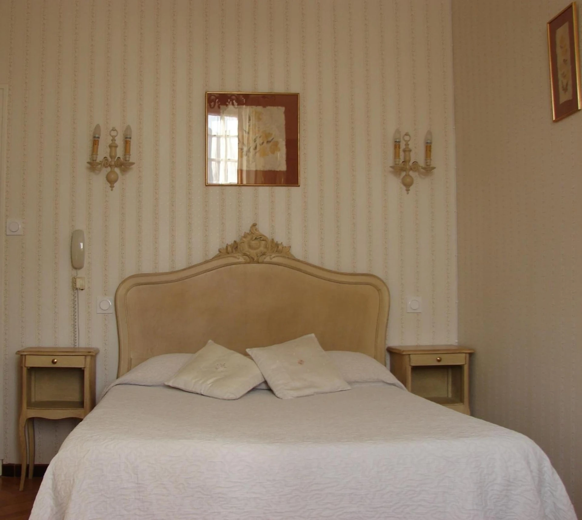 Chambre disponible pour un séminaire d'entreprise à Hôtel Le Siècle - Mazan