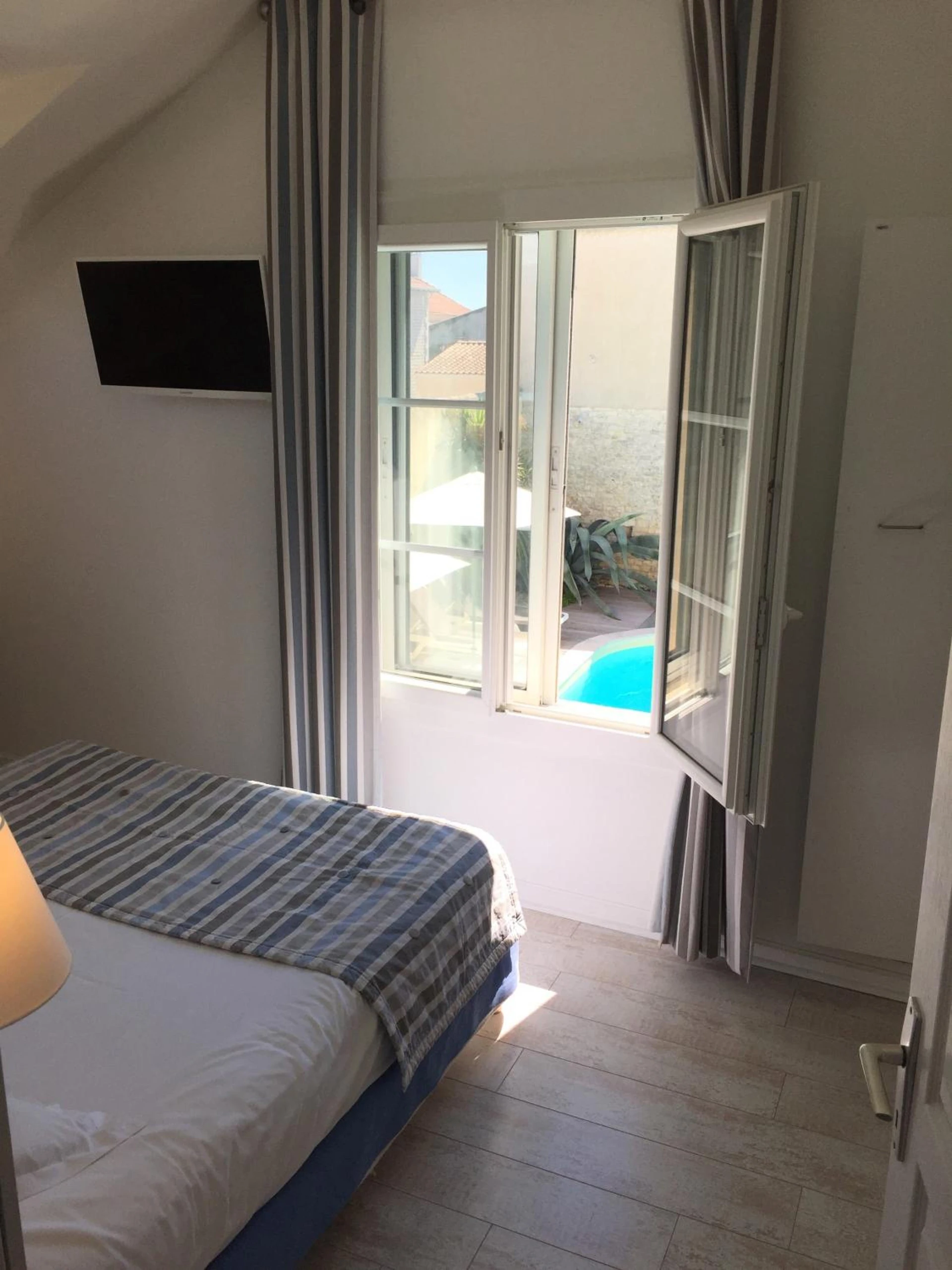 Chambre disponible pour un séminaire d'entreprise à Hôtel Le Square - Saint-Pierre-dʼOléron