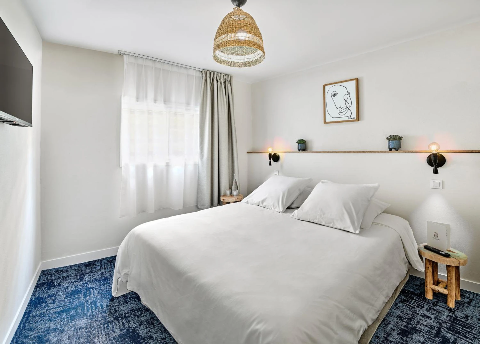 Chambre disponible pour un séminaire d'entreprise à Hotel Le Suquet Cannes - Cannes