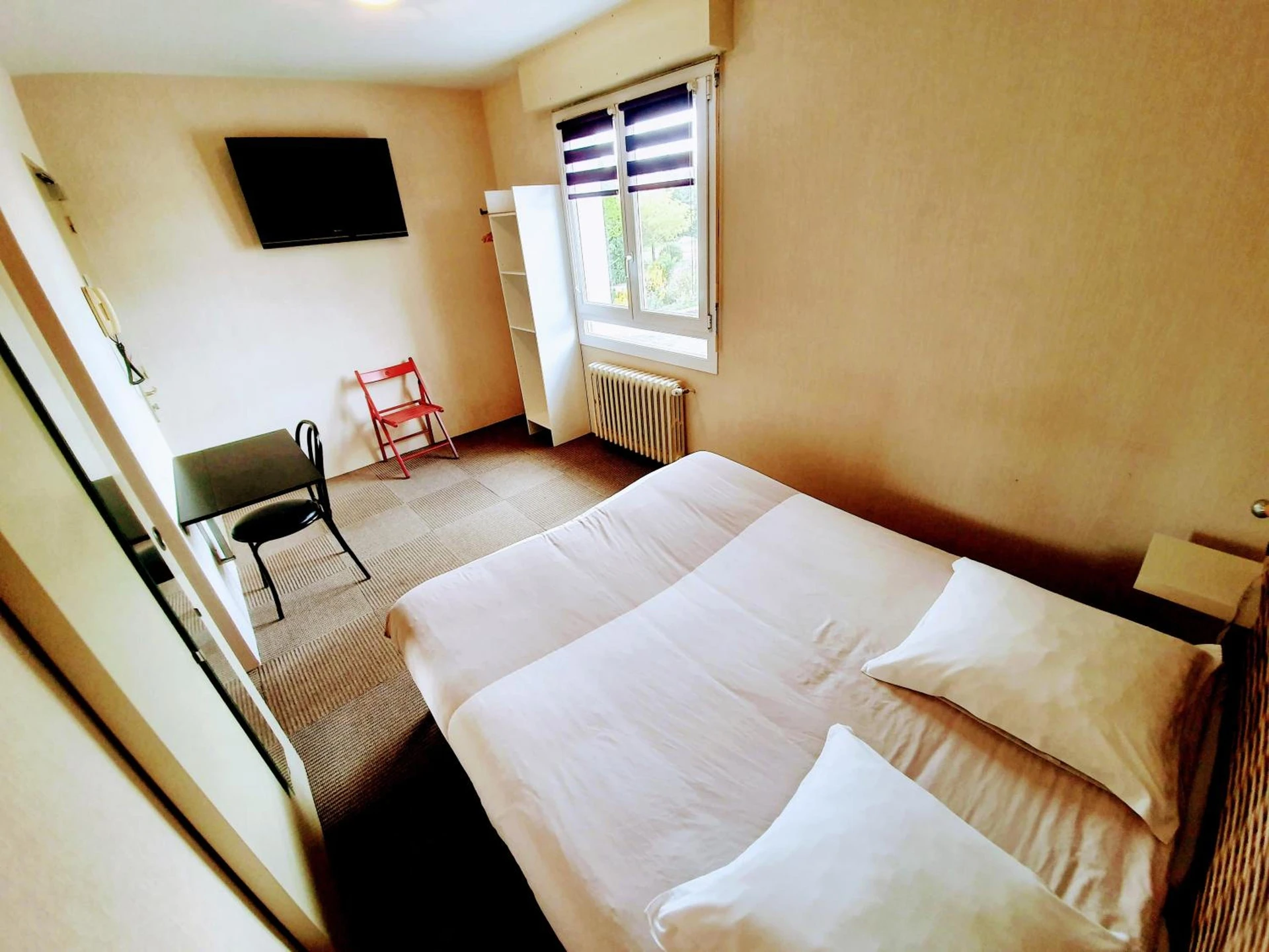 Chambre disponible pour un séminaire d'entreprise à Le Toul' Broch - Baden