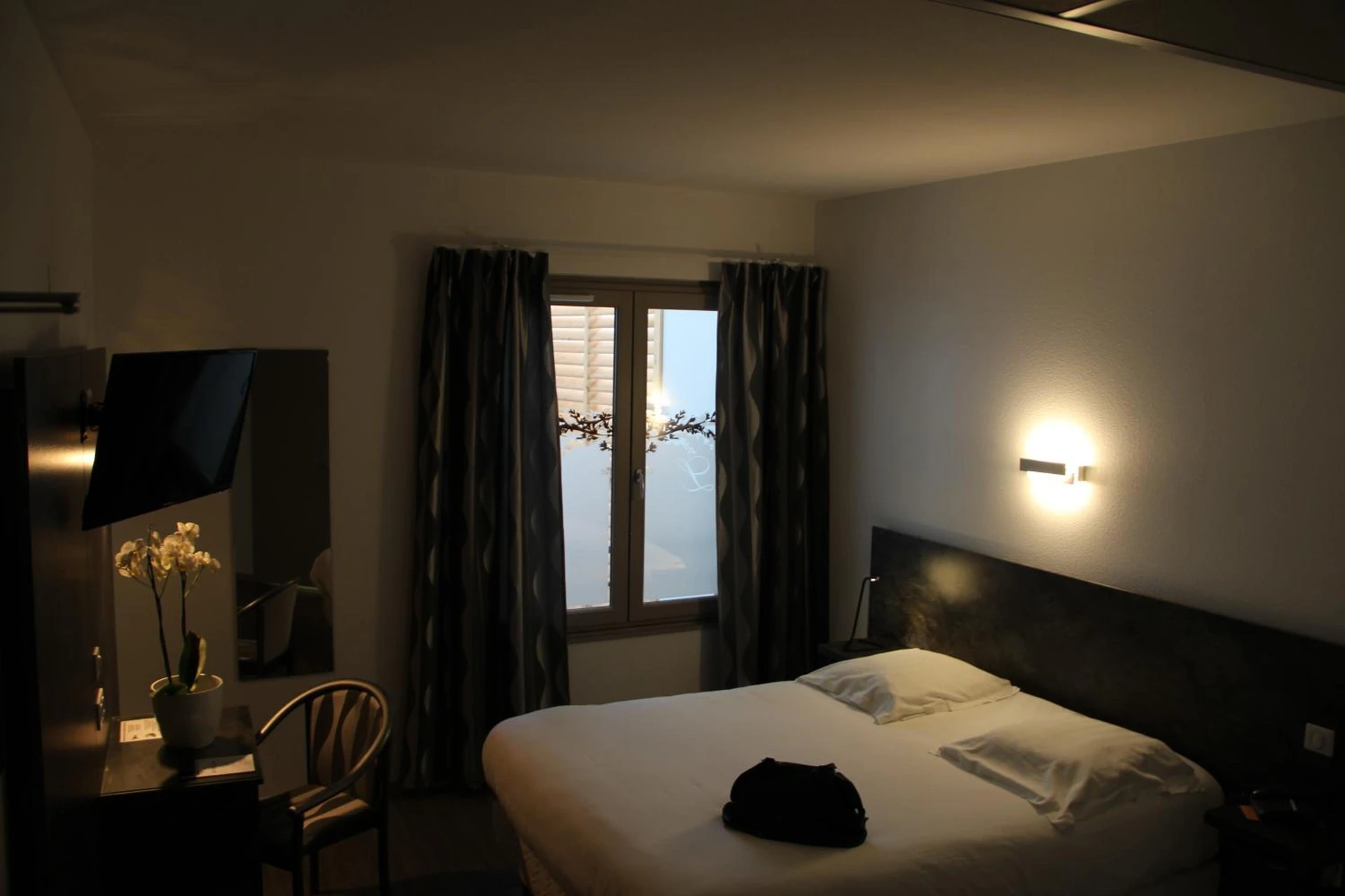 Magnifique chambre pour un séminaire d'entreprise à le tout va bien - Valence