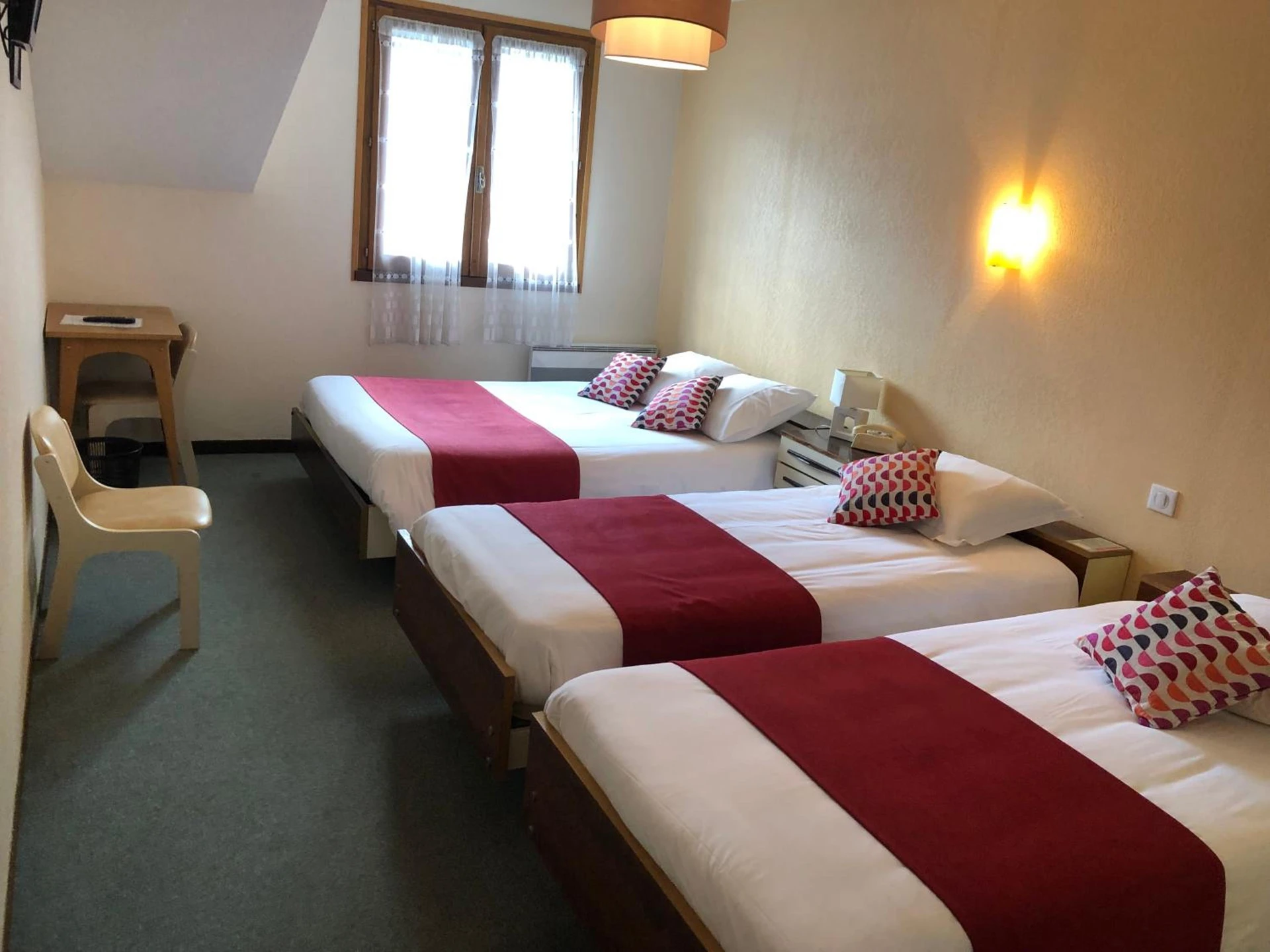 Chambre disponible pour un séminaire d'entreprise à Le Vallon - Ispagnac