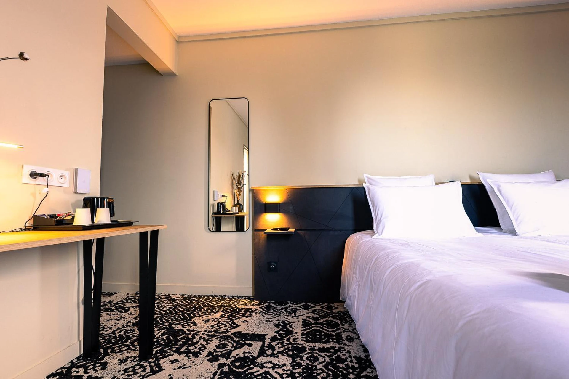 Chambre disponible pour un séminaire d'entreprise à Logis Hôtel & Restaurant Le Vert Bocage - Franqueville-Saint-Pierre