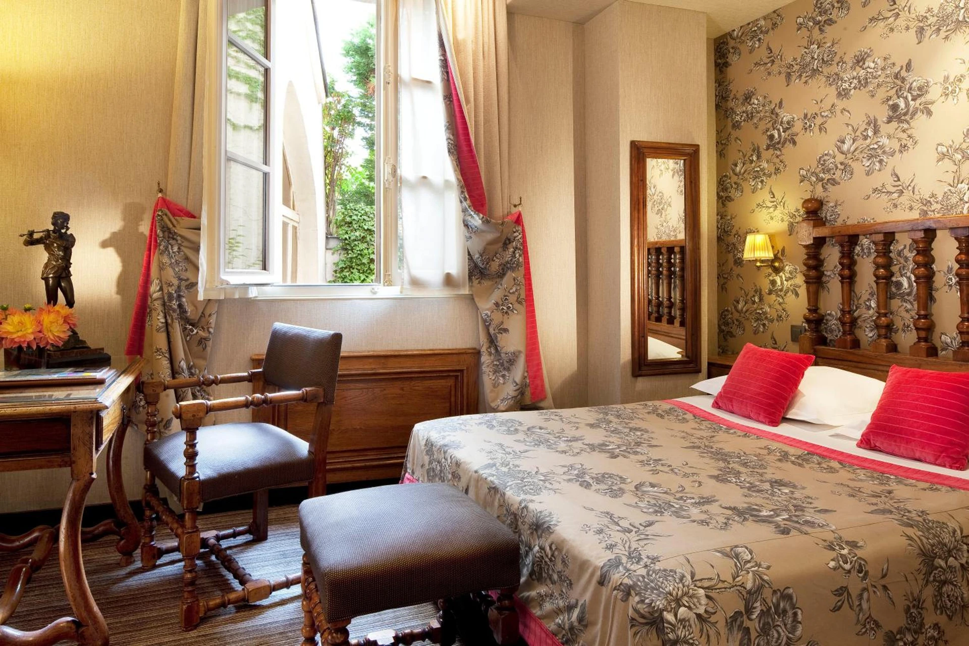 Magnifique chambre pour un séminaire d'entreprise à Hotel Left Bank Saint Germain - Paris