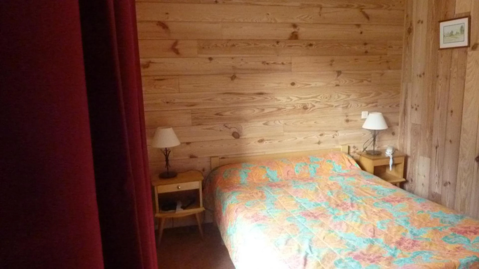 Chambre disponible pour un séminaire d'entreprise à Les Agneaux - Villar-dʼArêne