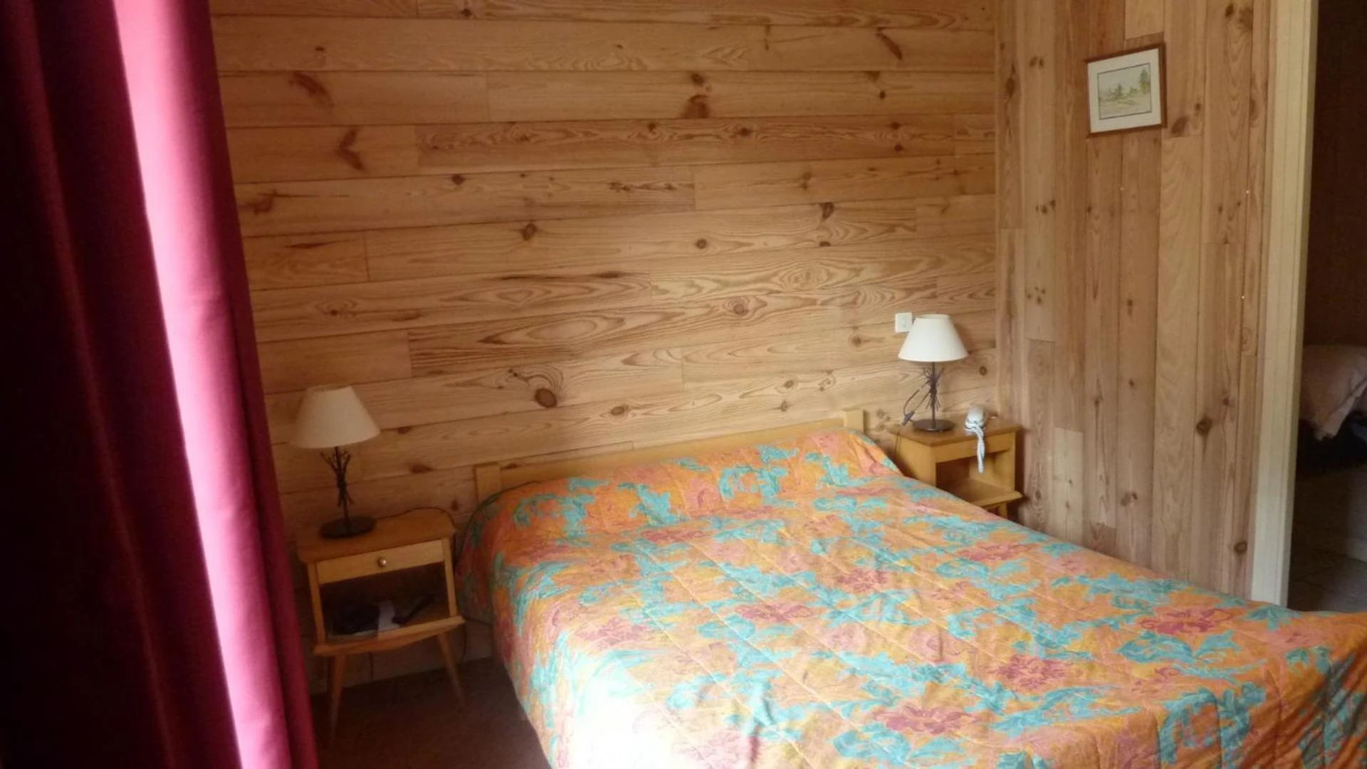 Chambre disponible pour un séminaire d'entreprise à Les Agneaux - Villar-dʼArêne