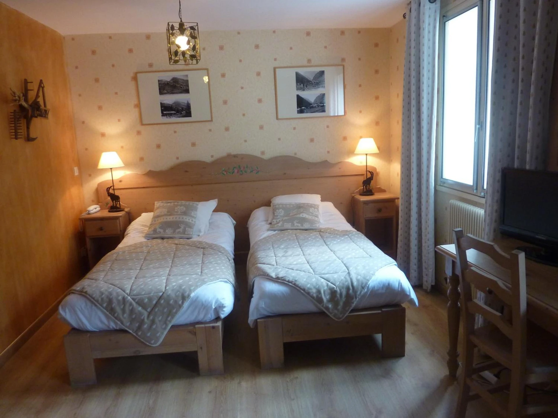 Magnifique chambre pour un séminaire d'entreprise à Les Agneaux - Villar-dʼArêne