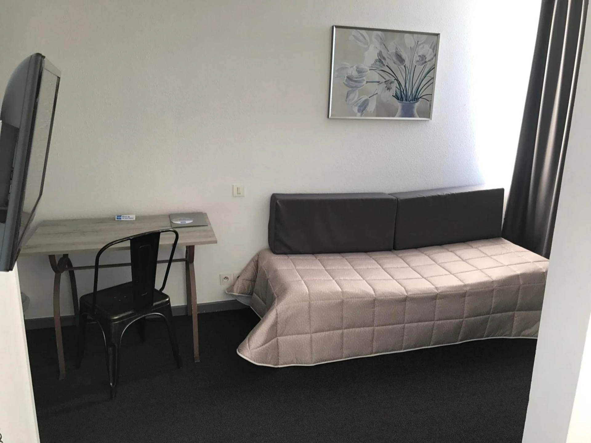 Chambre disponible pour un séminaire d'entreprise à Hôtel Residence Les Aiguades - Port-de-Bouc