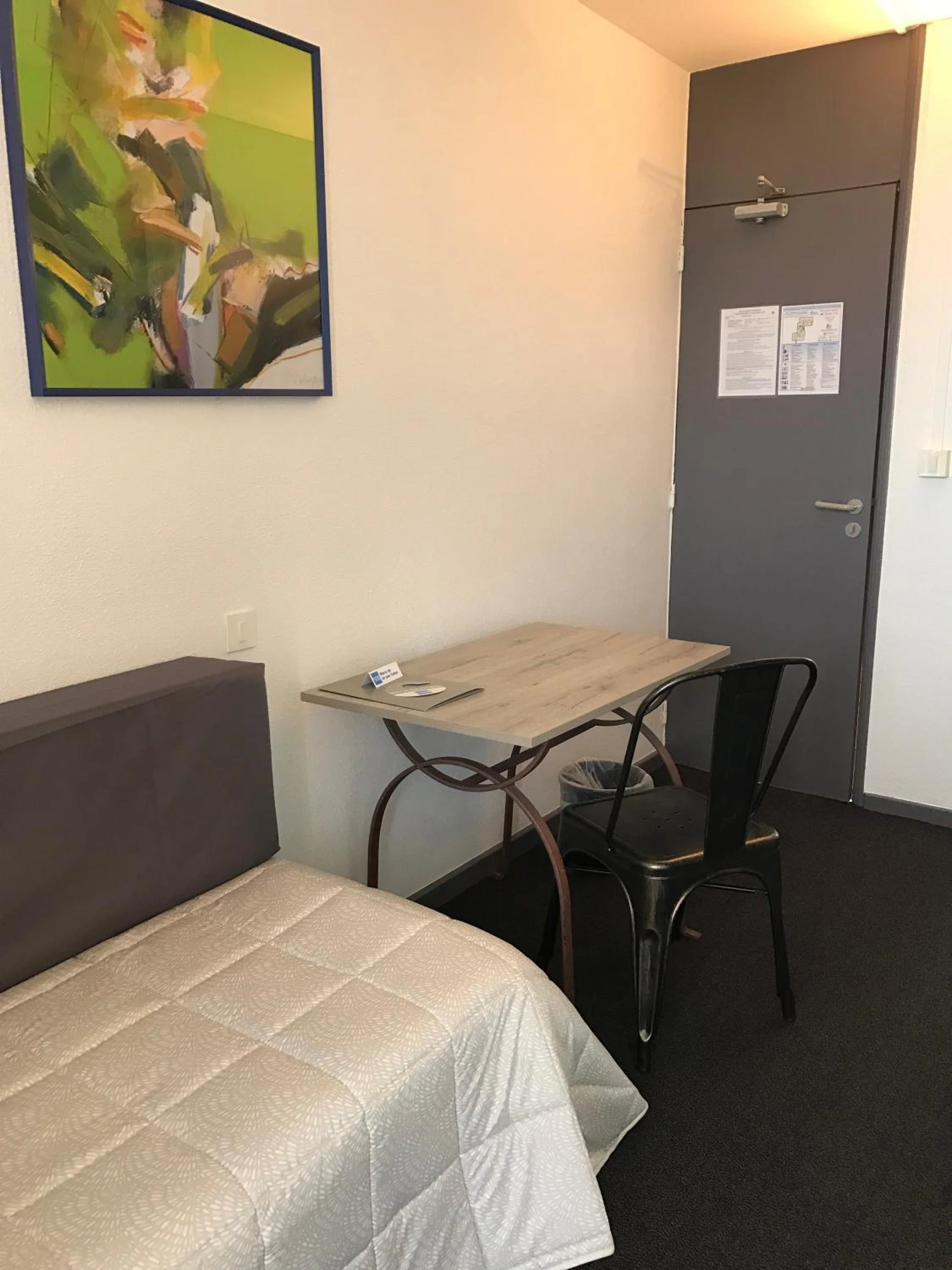 Magnifique chambre pour un séminaire d'entreprise à Hôtel Residence Les Aiguades - Port-de-Bouc