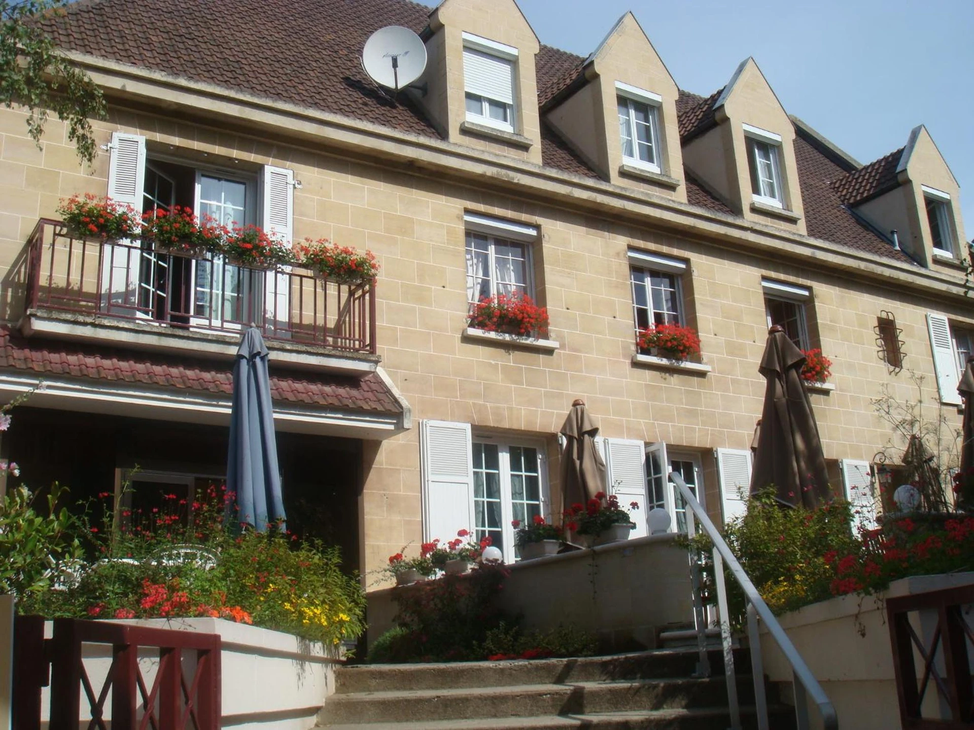 Organiser un séminaire d'entreprise : Logis Hôtel-Restaurant Les Airelles à neufchatel-en-bray